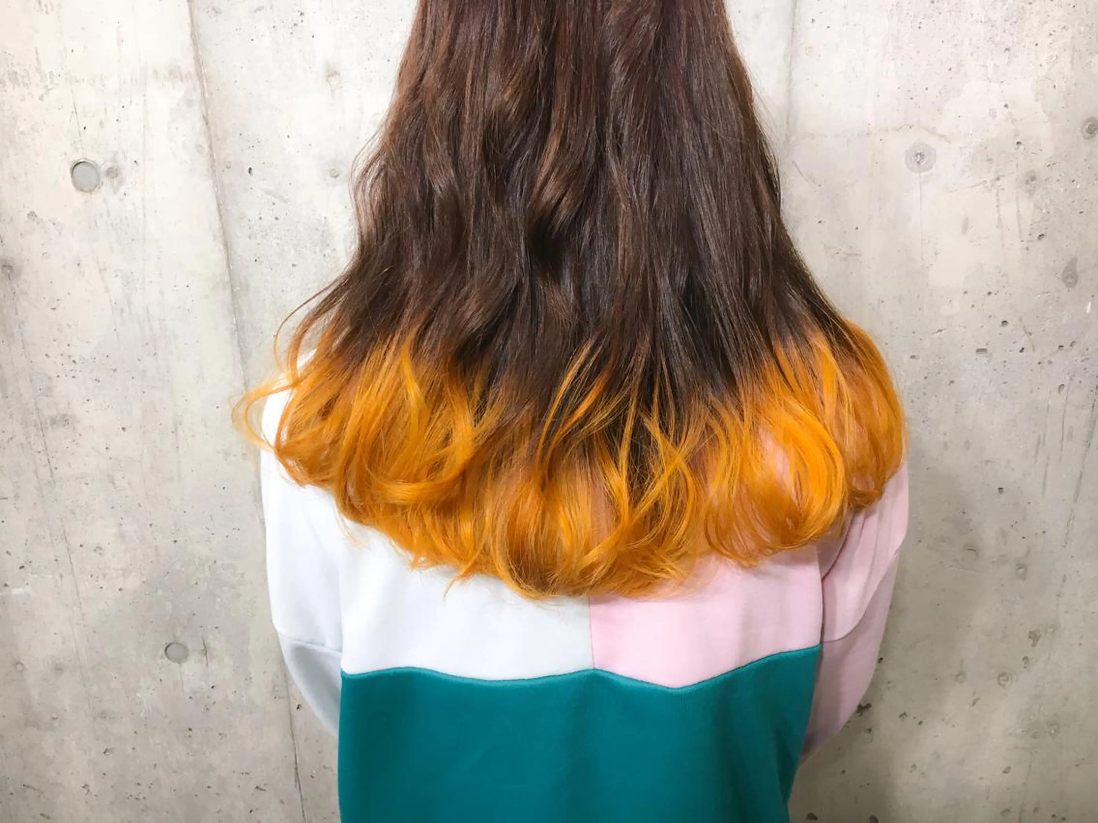 ロング カラー オレンジ 北條 優輝のヘアスタイル