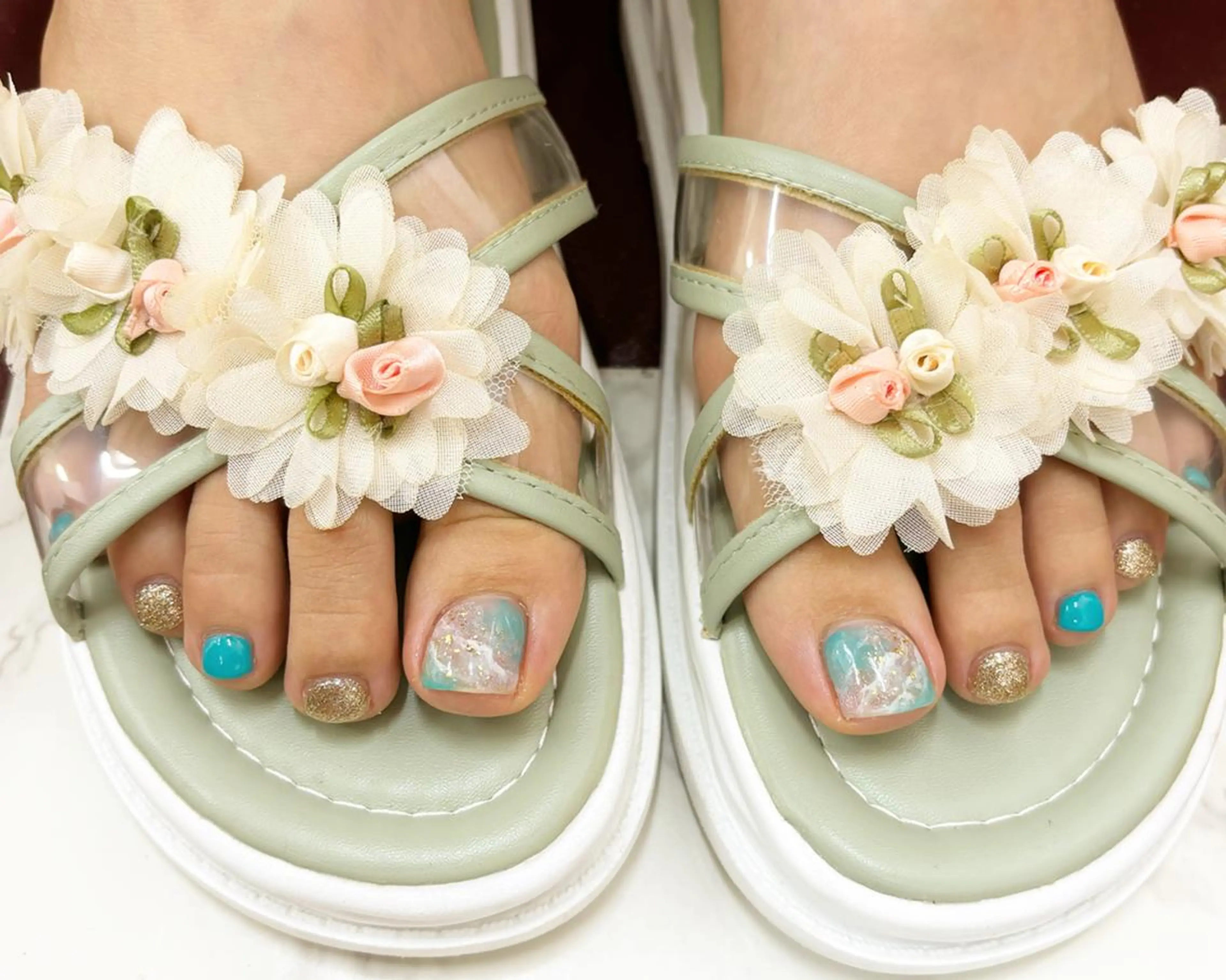 ネイル フットネイル リラネイル Aikenのネイルデザイン