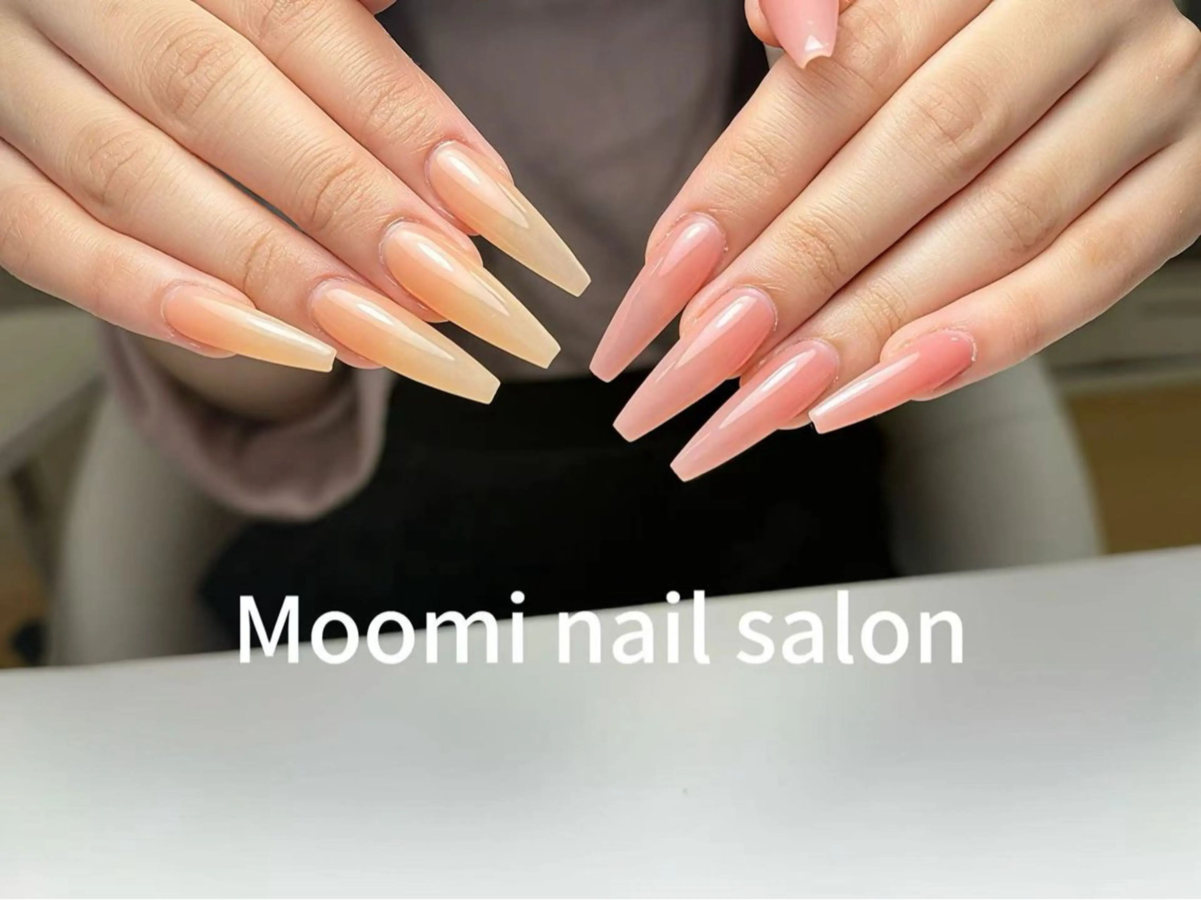 ロング ハンドネイル Moomi nail salonのネイルデザイン