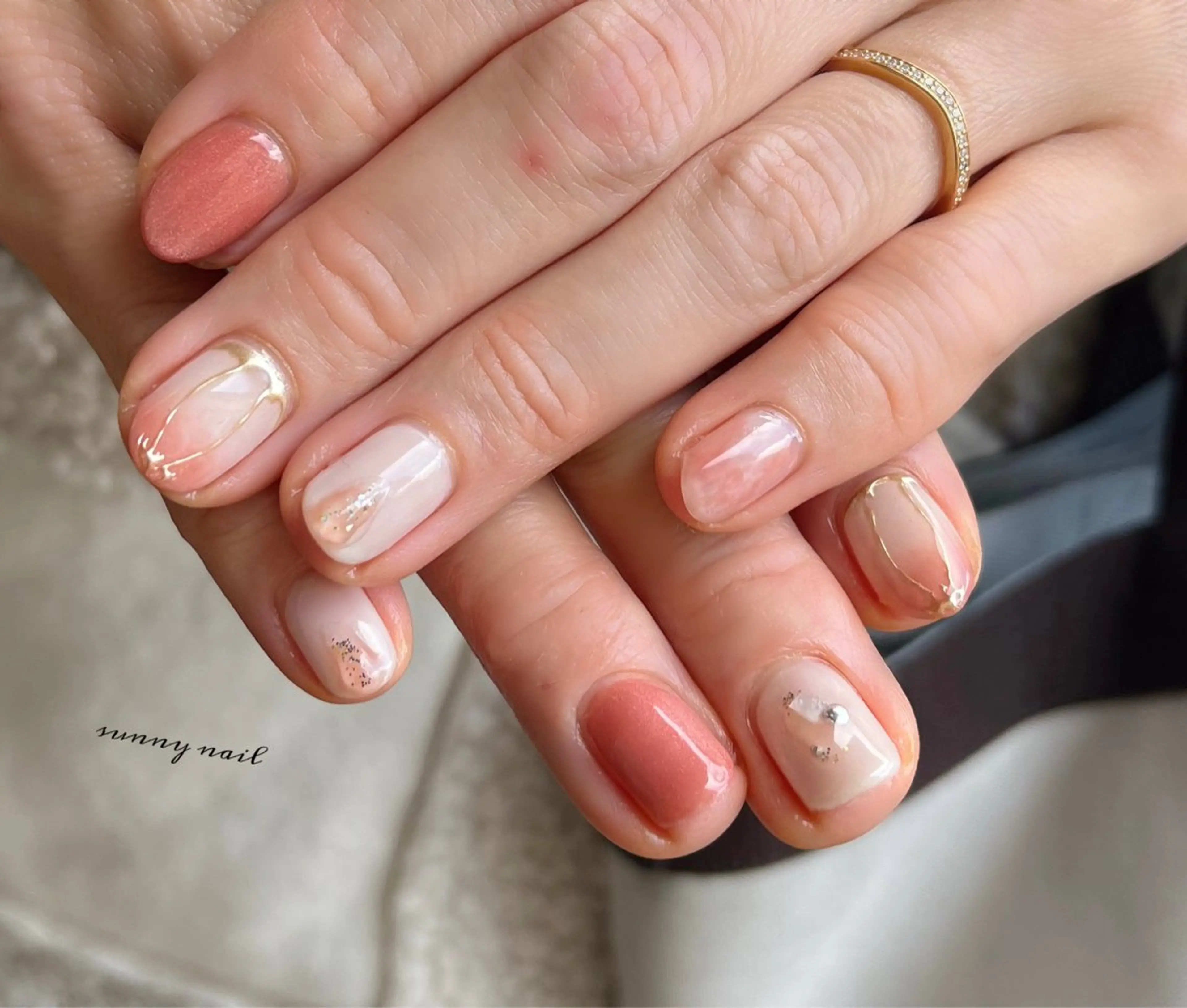 ネイル ジェルネイル マグネットネイル ミラーネイル パラジェル sunny nailのネイルデザイン