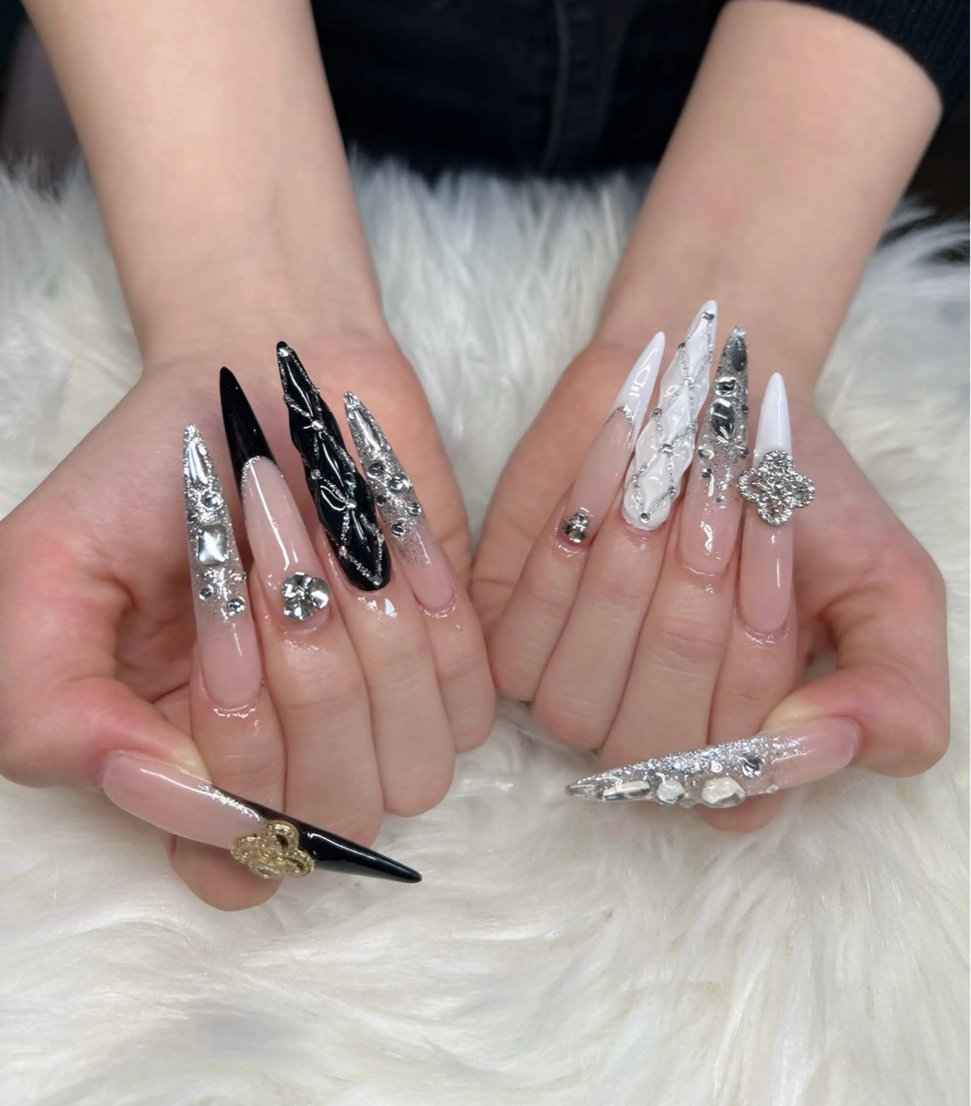 ネイル アートネイル オーロラネイル チークネイル 長さ出し フットネイル ハンドネイル Chan nailsのネイルデザイン
