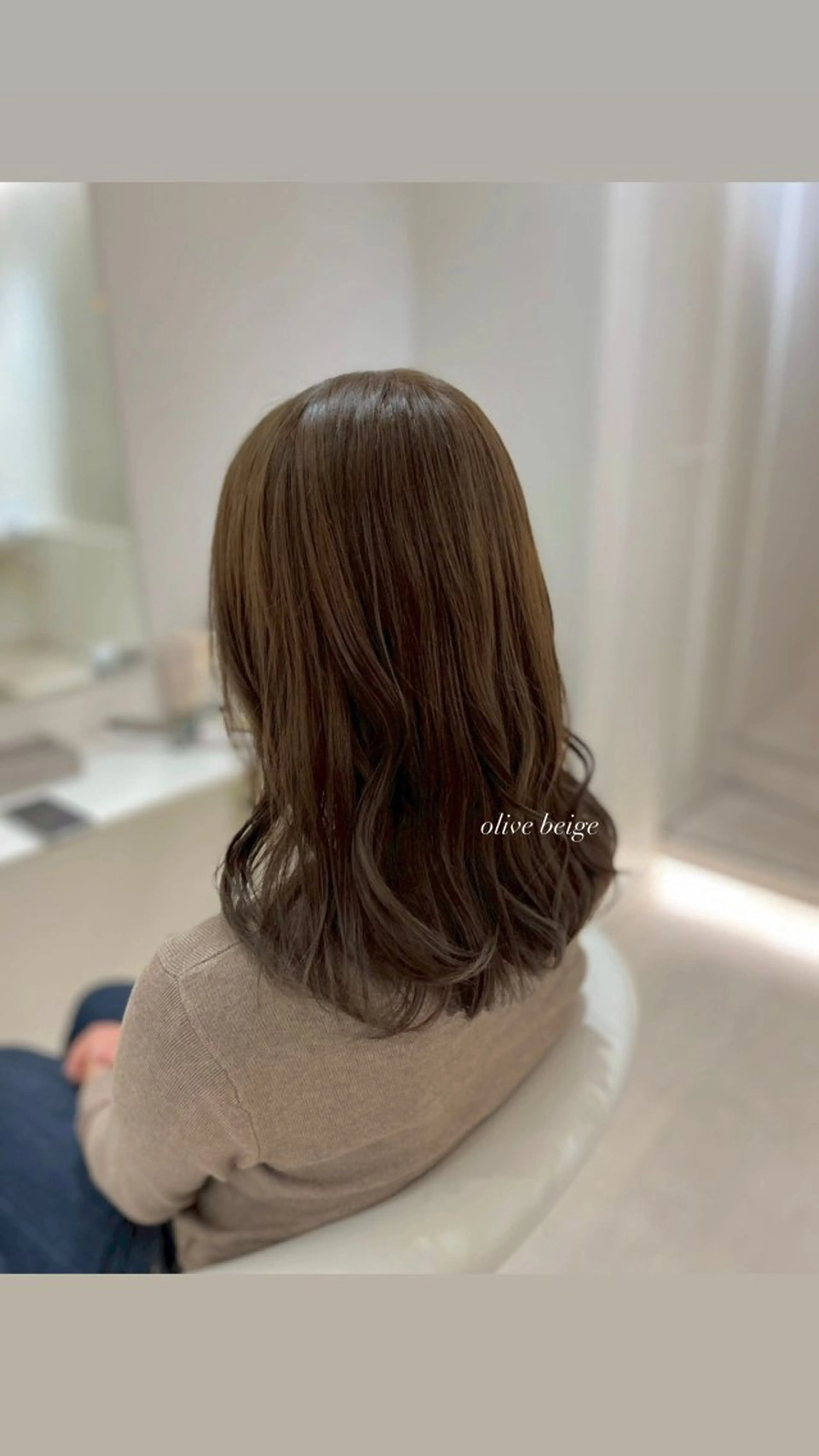 セミロング ヘアカラー ParveMix 宮﨑 梨里のヘアスタイル