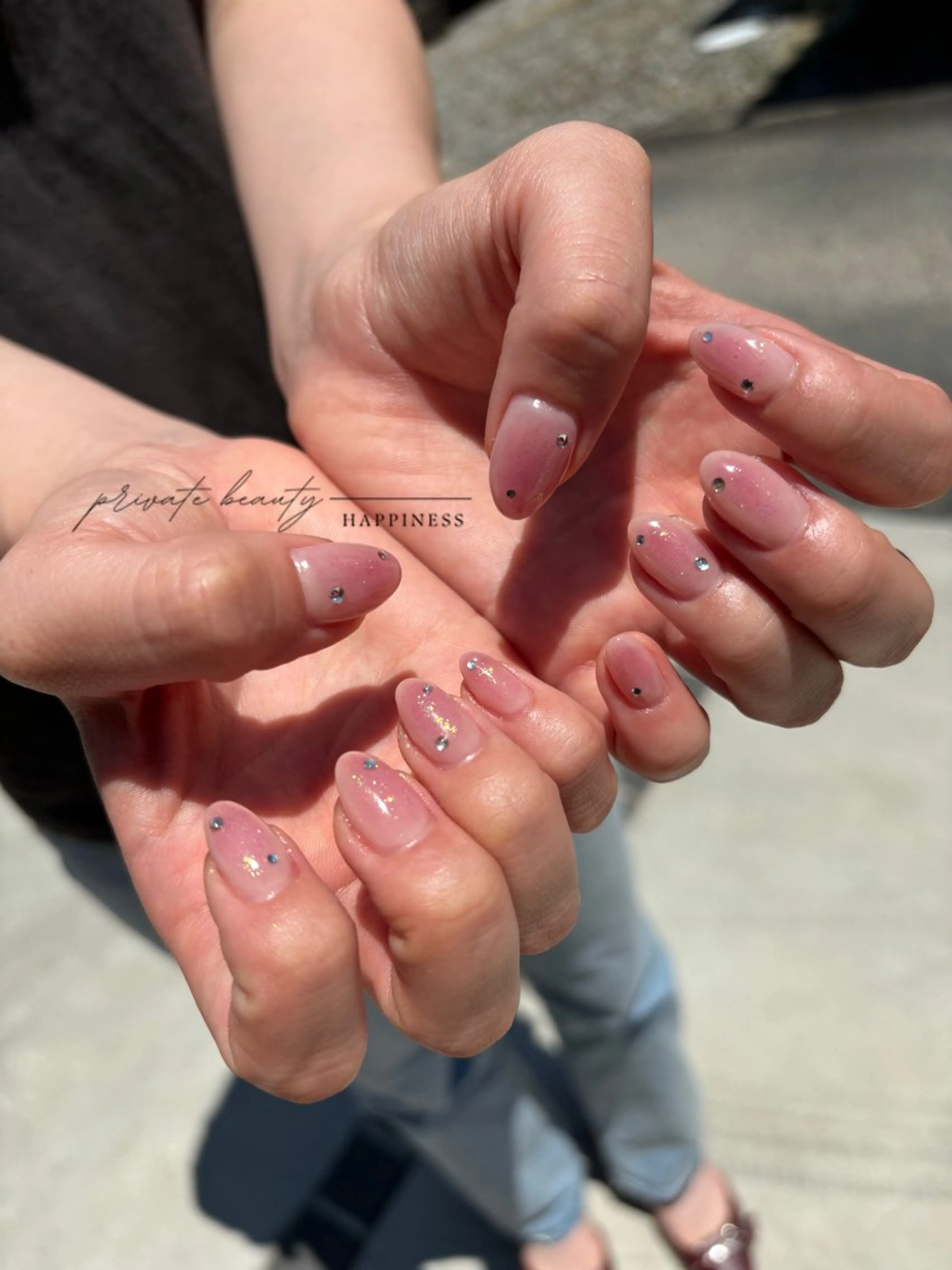 ネイル チークネイル 韓国ネイル ピンク ワンホンネイル ハンドネイル happiness nailのネイルデザイン