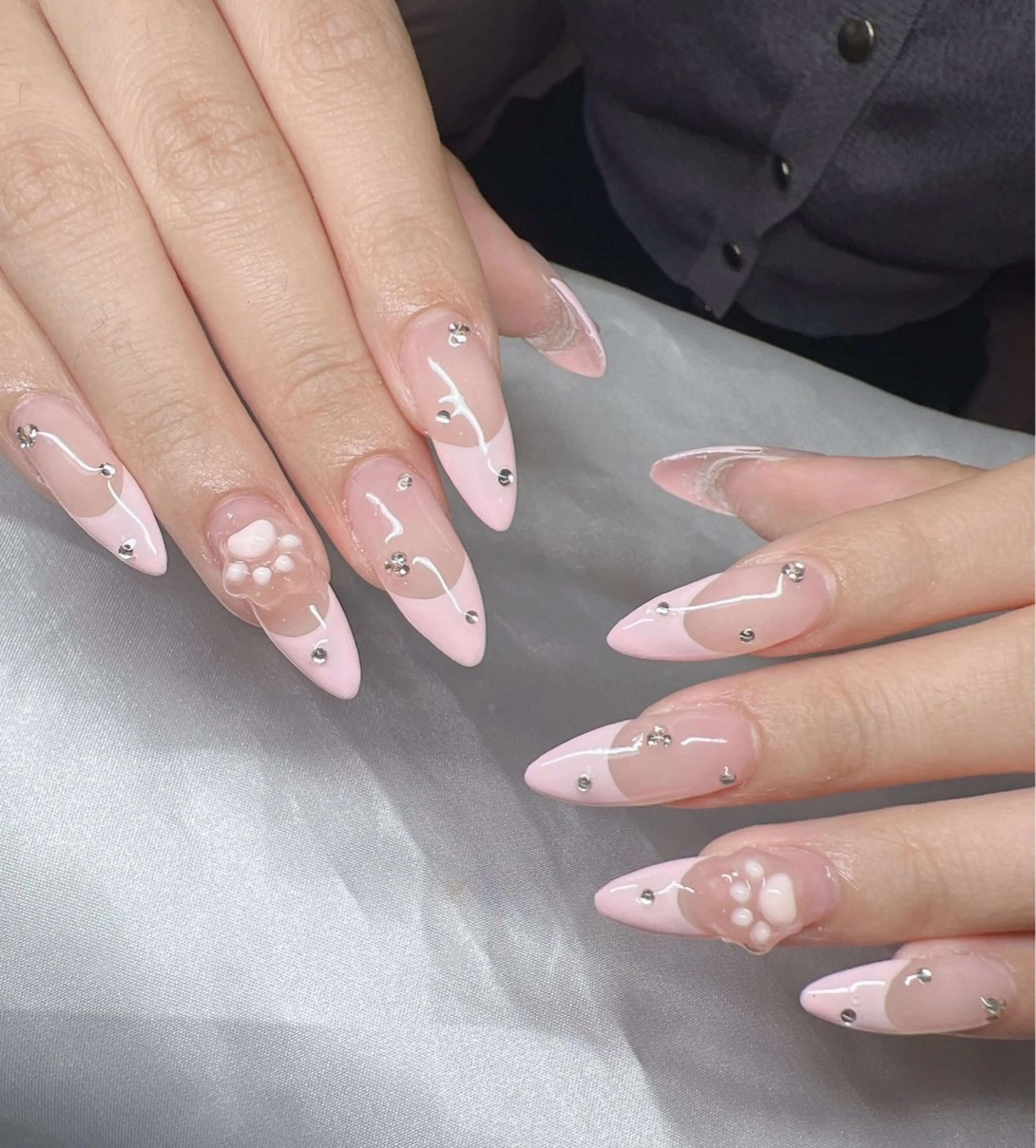 ネイル 長さ出し グラデーション 卒業式 キラキラネイル マグネットネイル ハンドネイル Lee Nailsのネイルデザイン