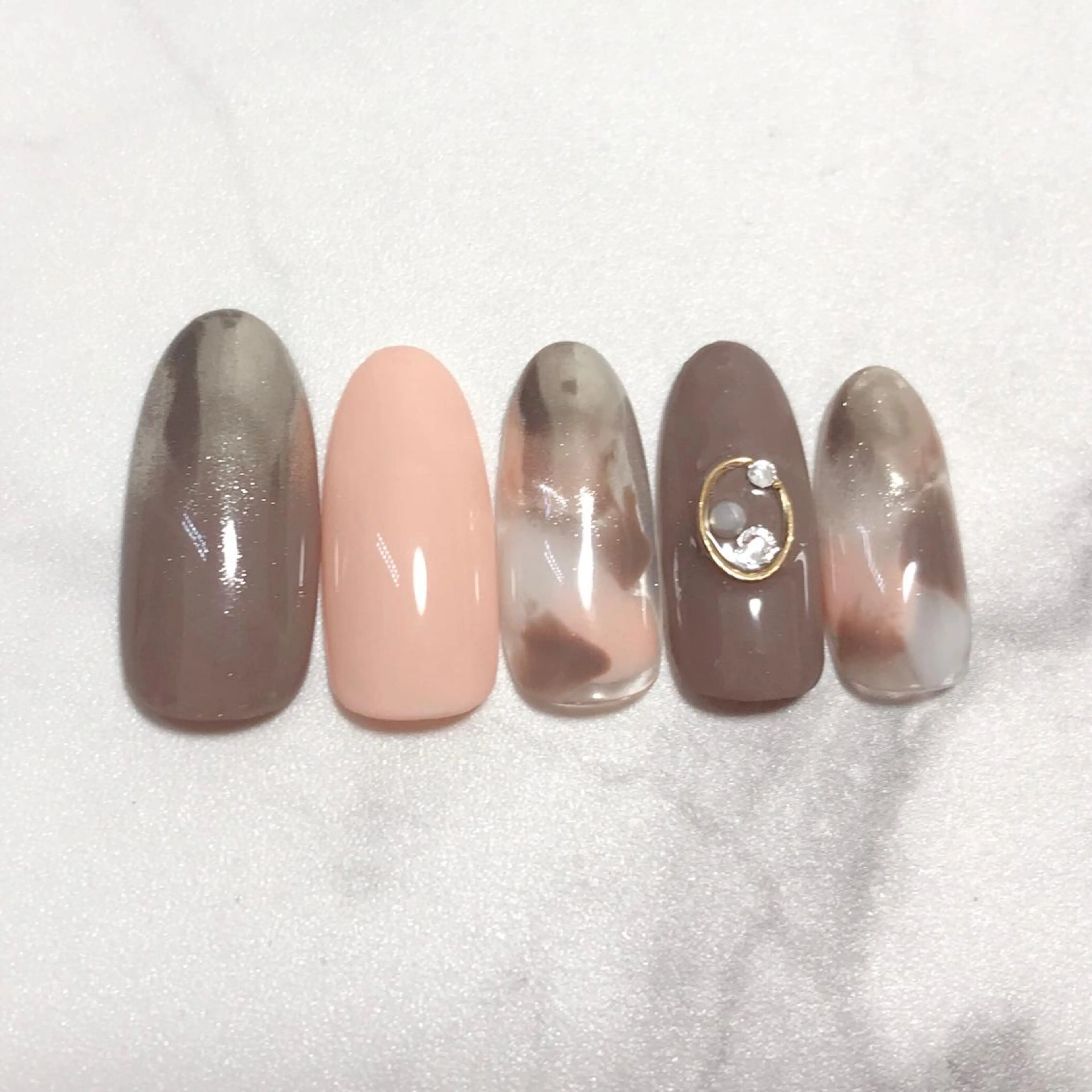 ネイル グラデーション ミラーネイル ニュアンスネイル ステラ marikominoのネイルデザイン