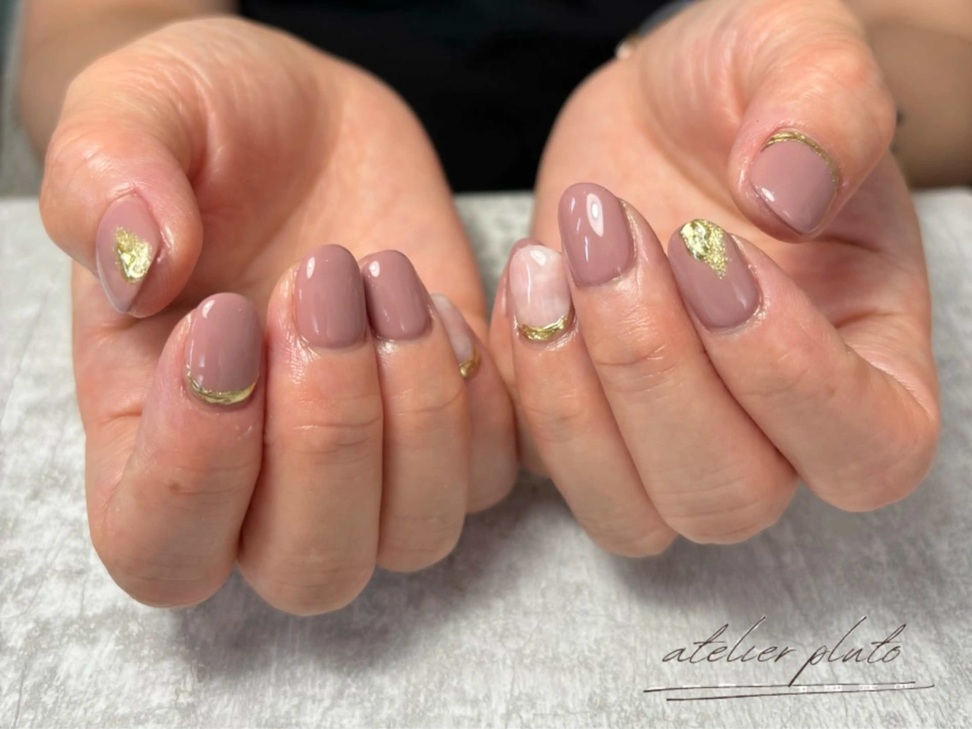 ネイル ミラーネイル シンプルネイル atelier plutoのネイルデザイン