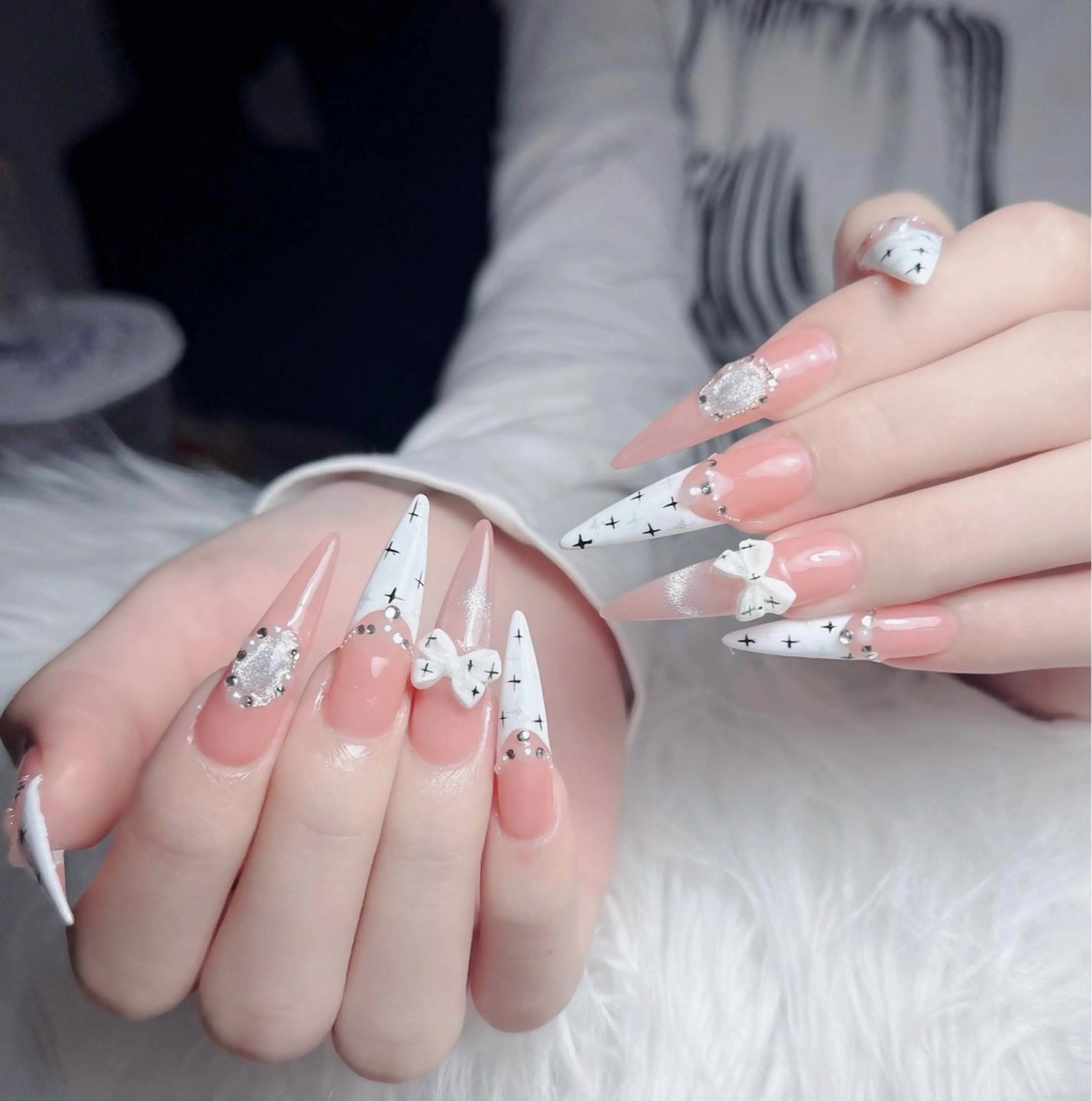 ネイル アートネイル フレンチネイル ジェルネイル 韓国ネイル マグネットネイル ハンドネイル Lenie Nailsのネイルデザイン