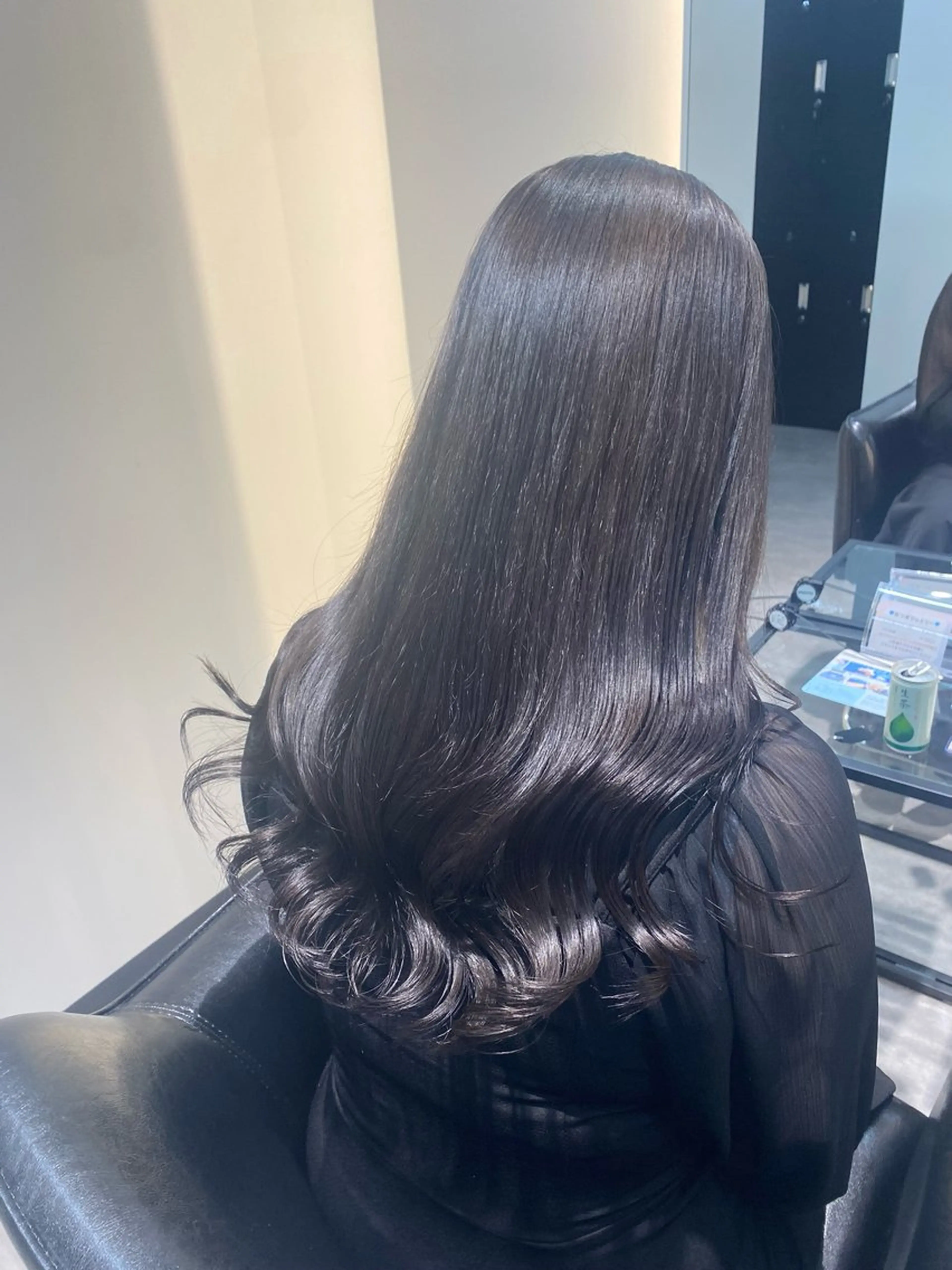 ロング 上村 恵里佳のヘアスタイル