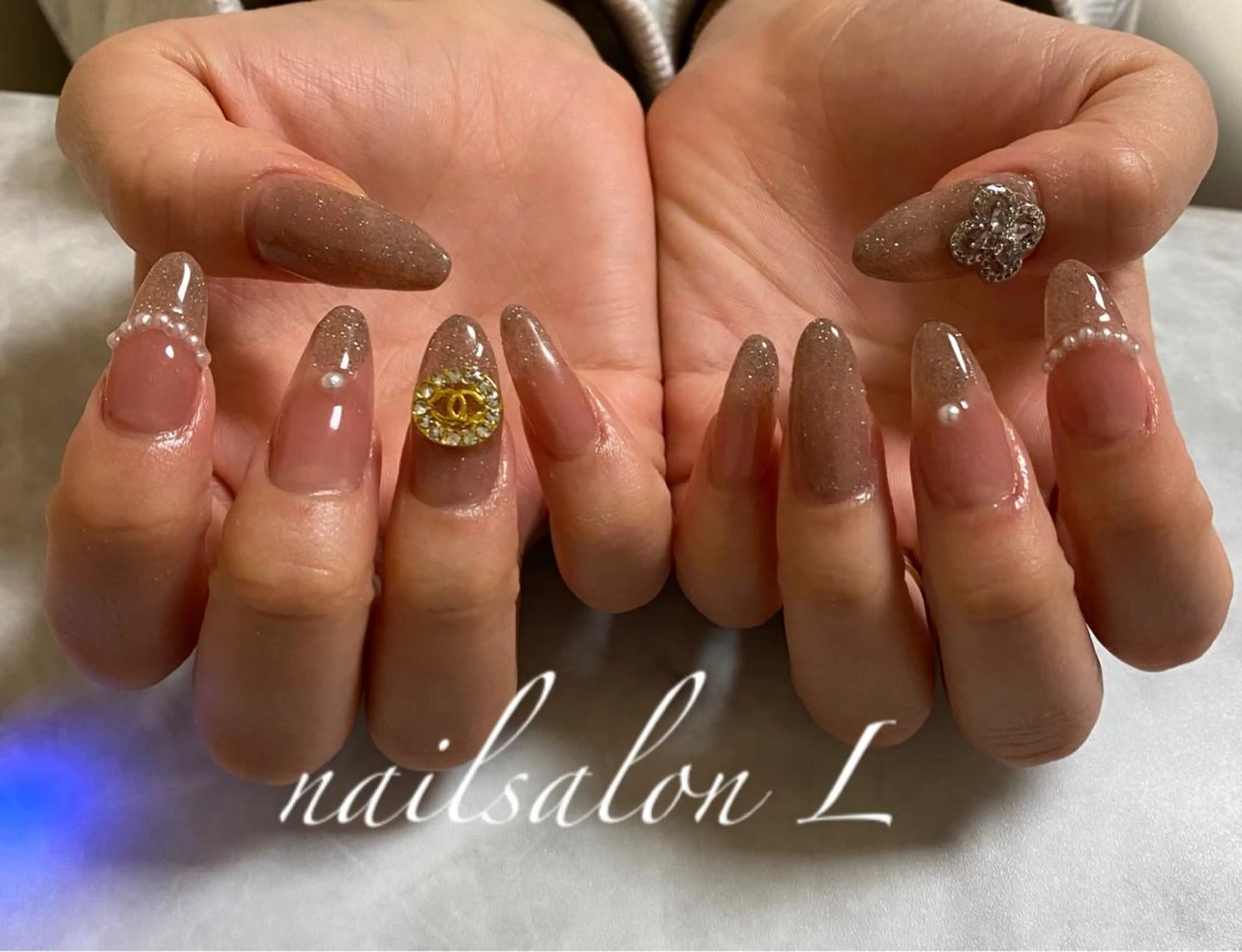 ネイル スカルプネイル NAILSALON Ｌのネイルデザイン