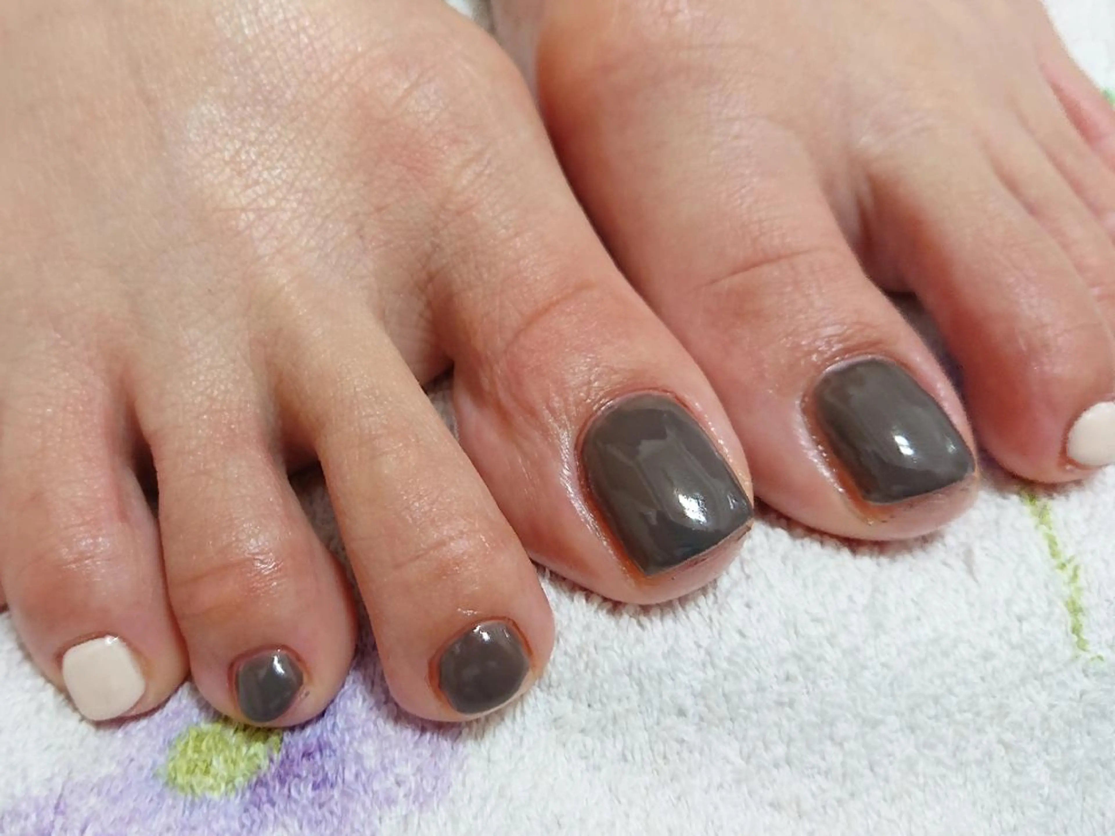 ネイル フットネイル ジェルネイル シンプルネイル あんきち    のネイルデザイン