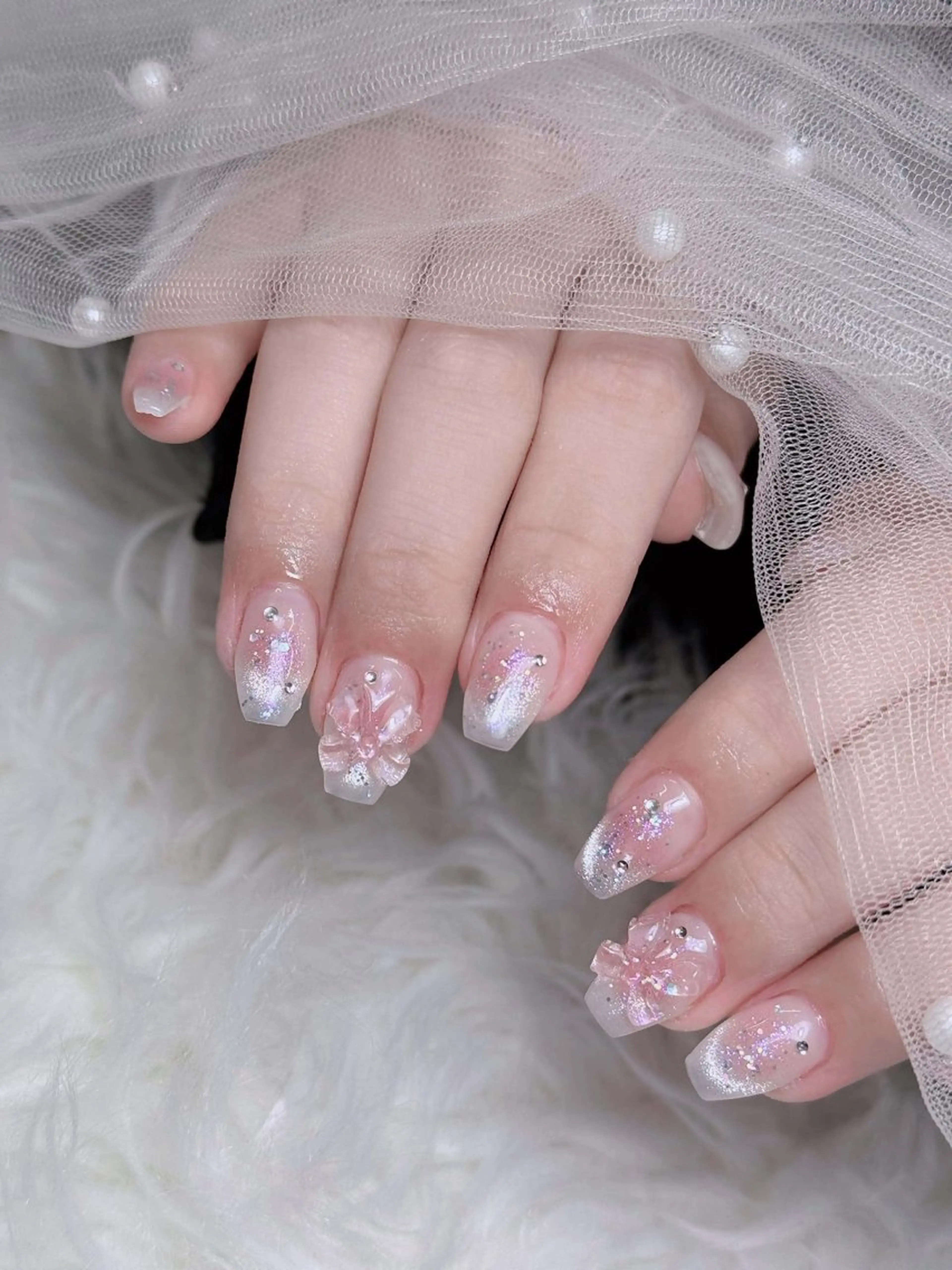 ネイル オーロラネイル チークネイル フットネイル フレンチネイル 韓国ネイル ハンドネイル Lumi Nailのネイルデザイン