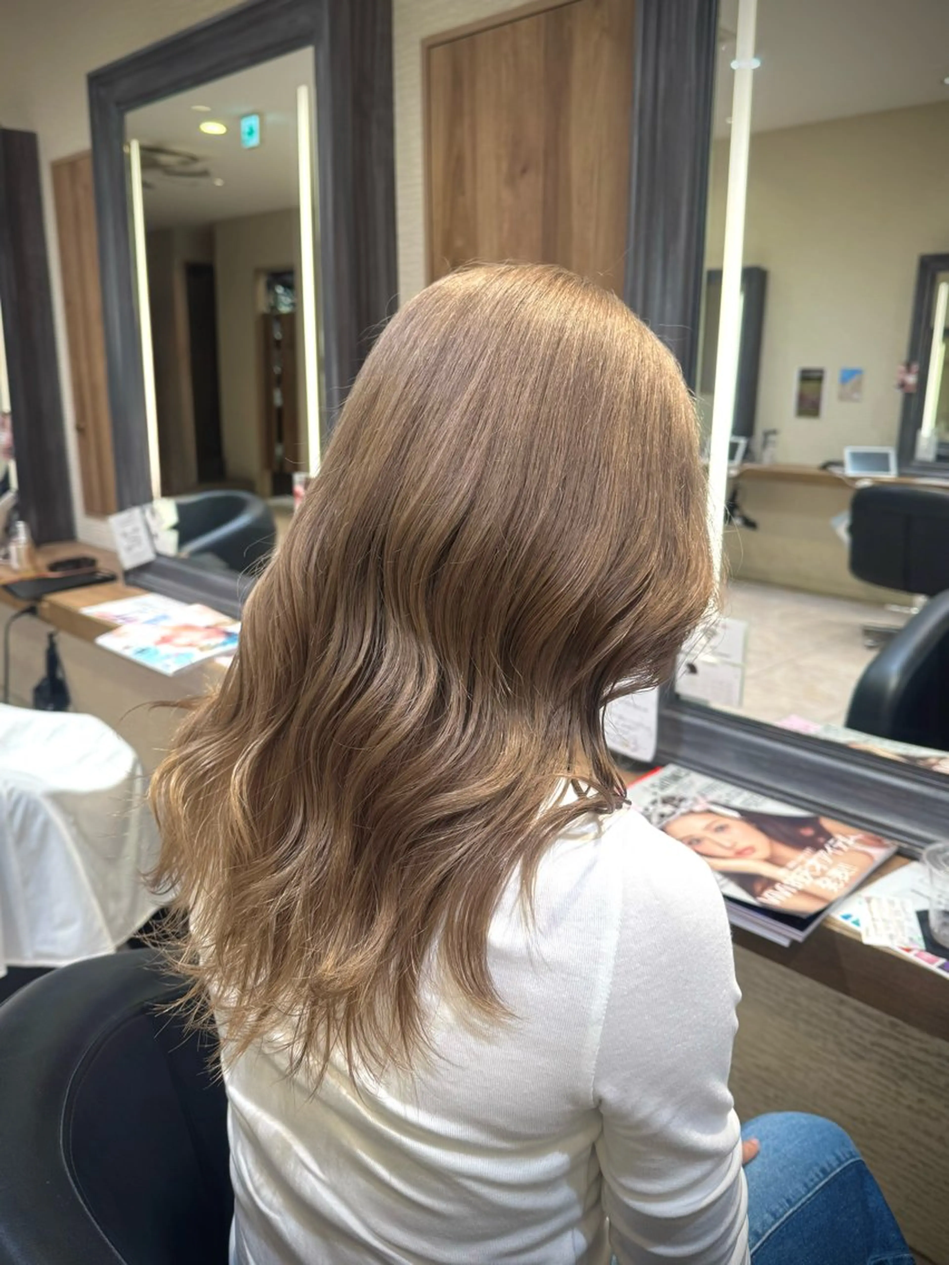 ロング カラー ヘアカラー トリートメント さら艶ストレート 🩶Suzuneのヘアスタイル