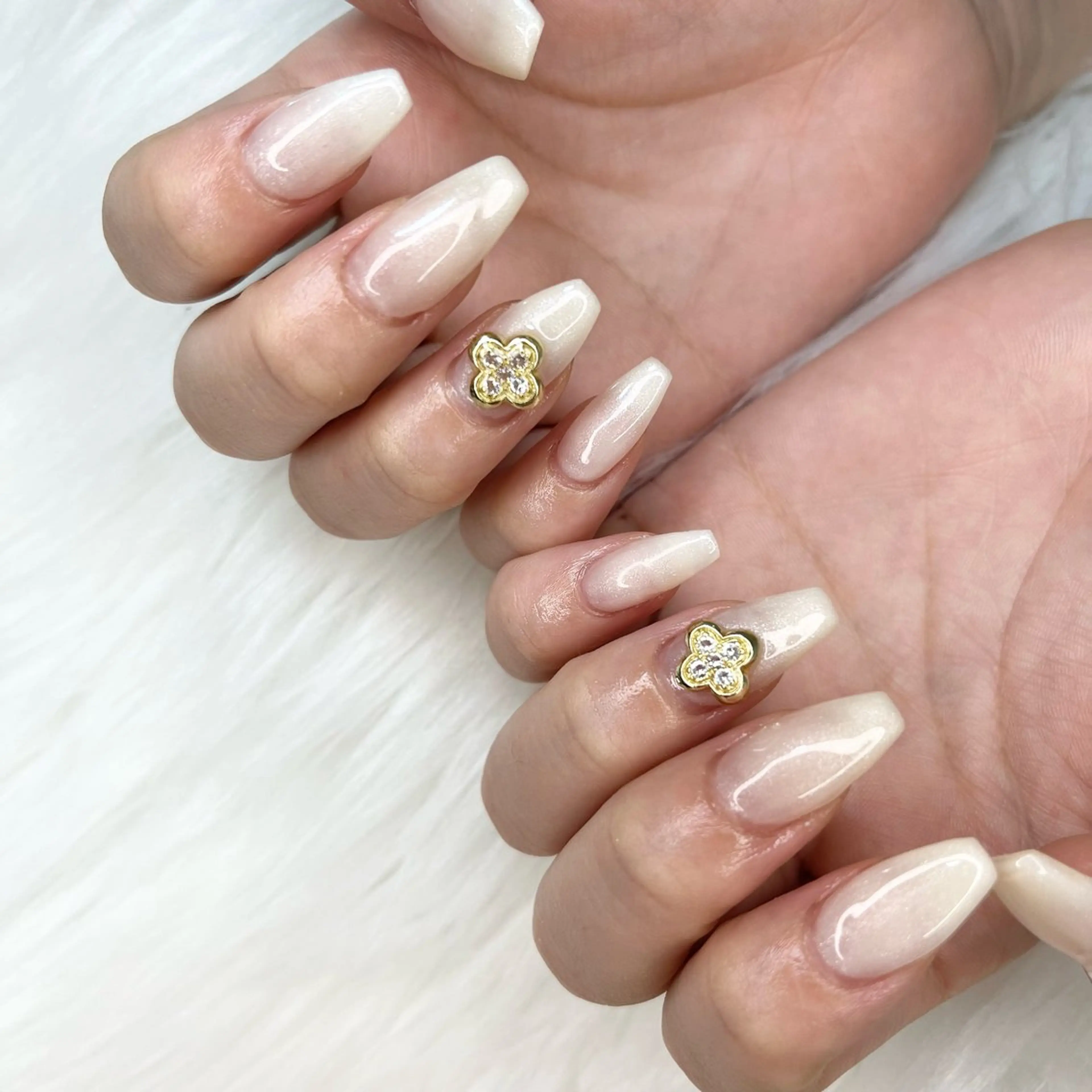 ネイル ハンドネイル nailsalon Apis所属・Apis manakaのネイルデザイン