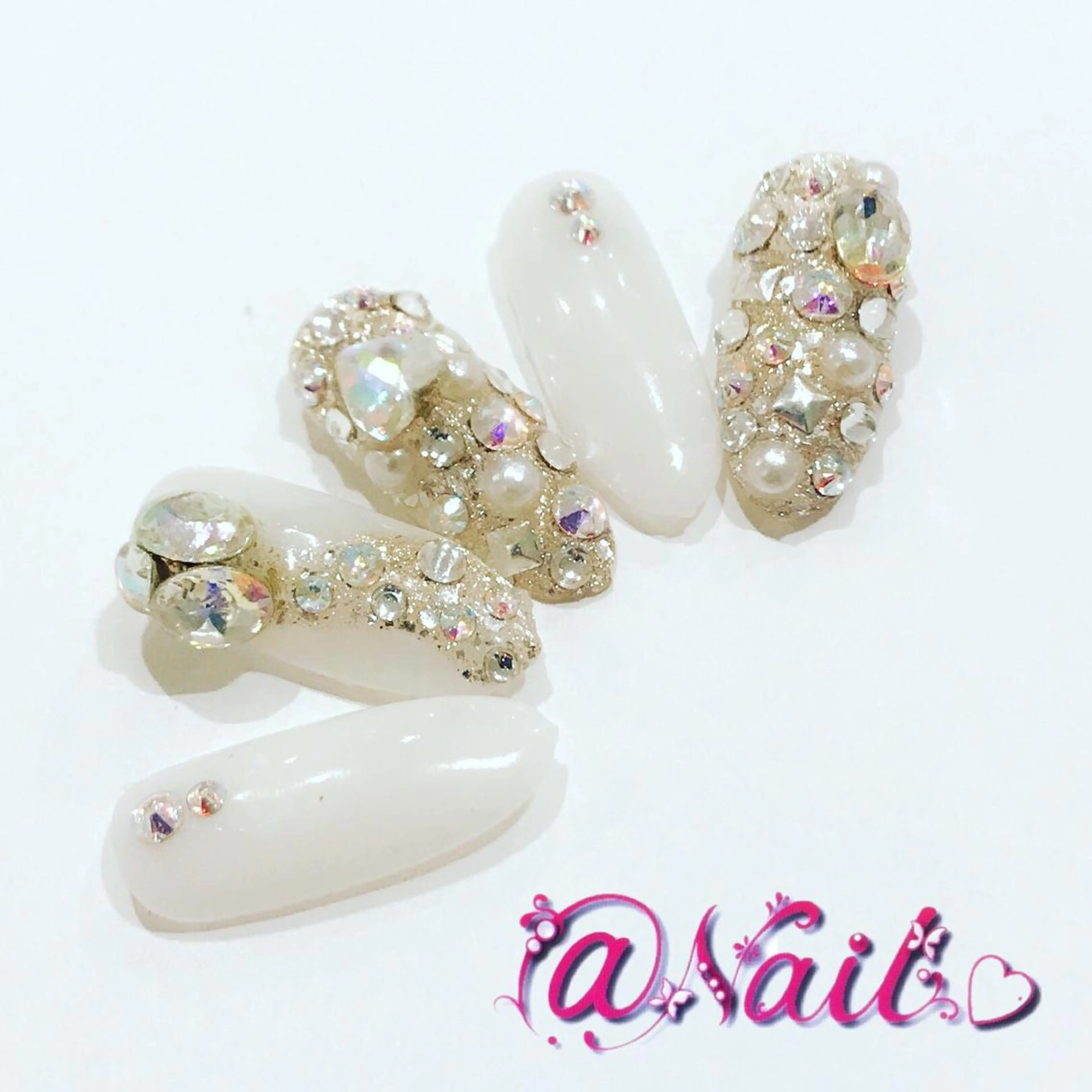 ネイル フットネイル ジェルネイル 持ち込み スカルプネイル 小尾 栞のネイルデザイン