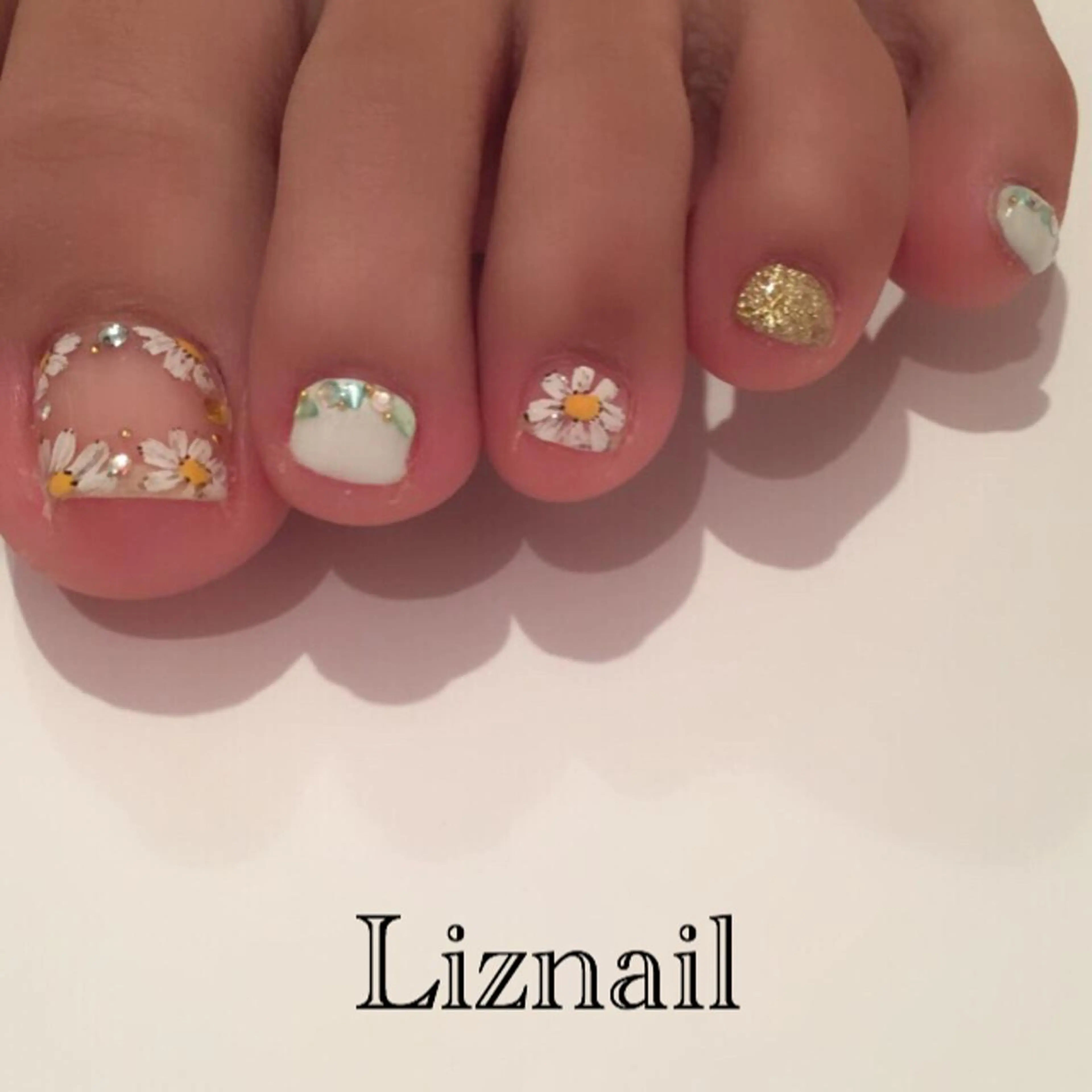 ネイル Rawr / saoriのネイルデザイン