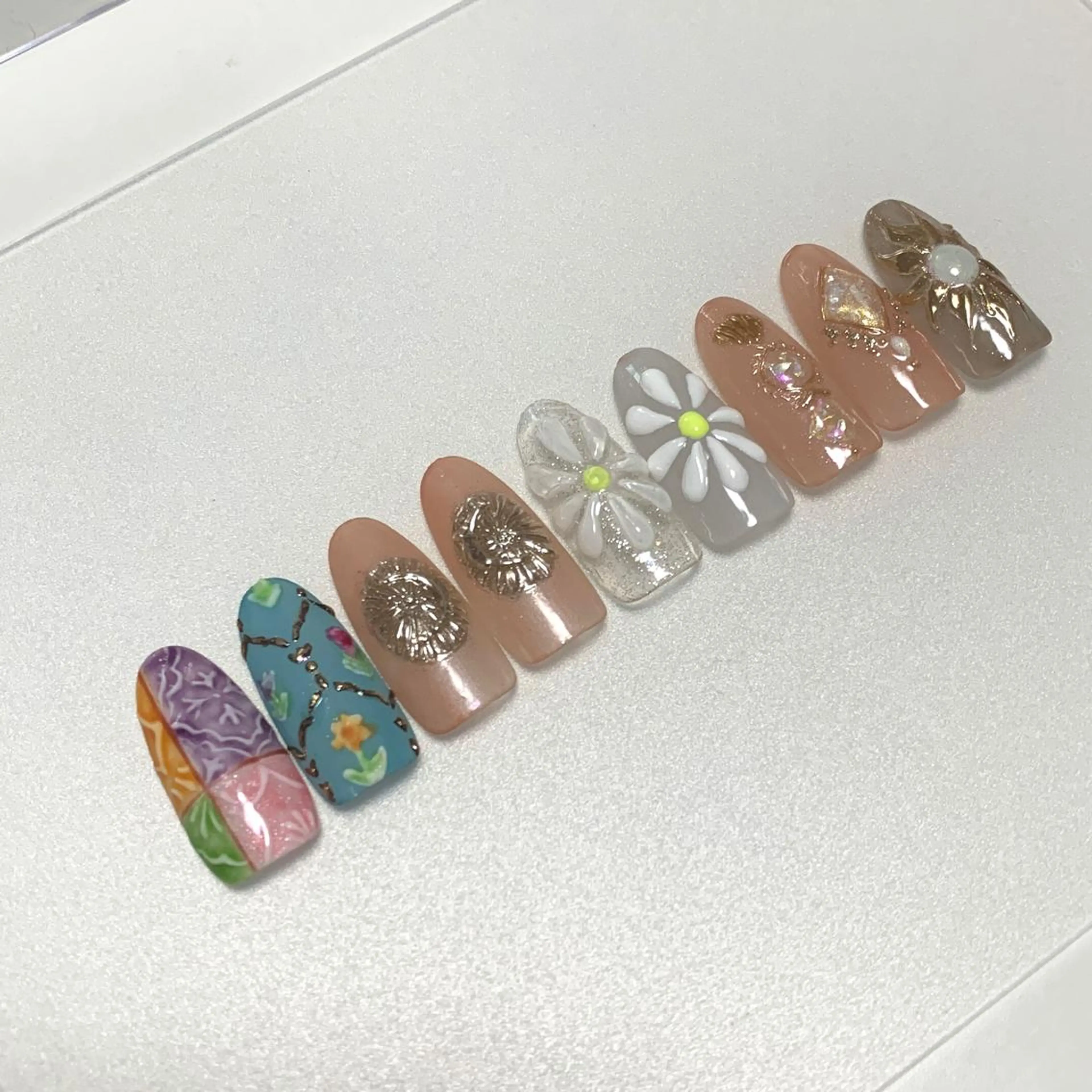 ネイル アートネイル U nailsのネイルデザイン
