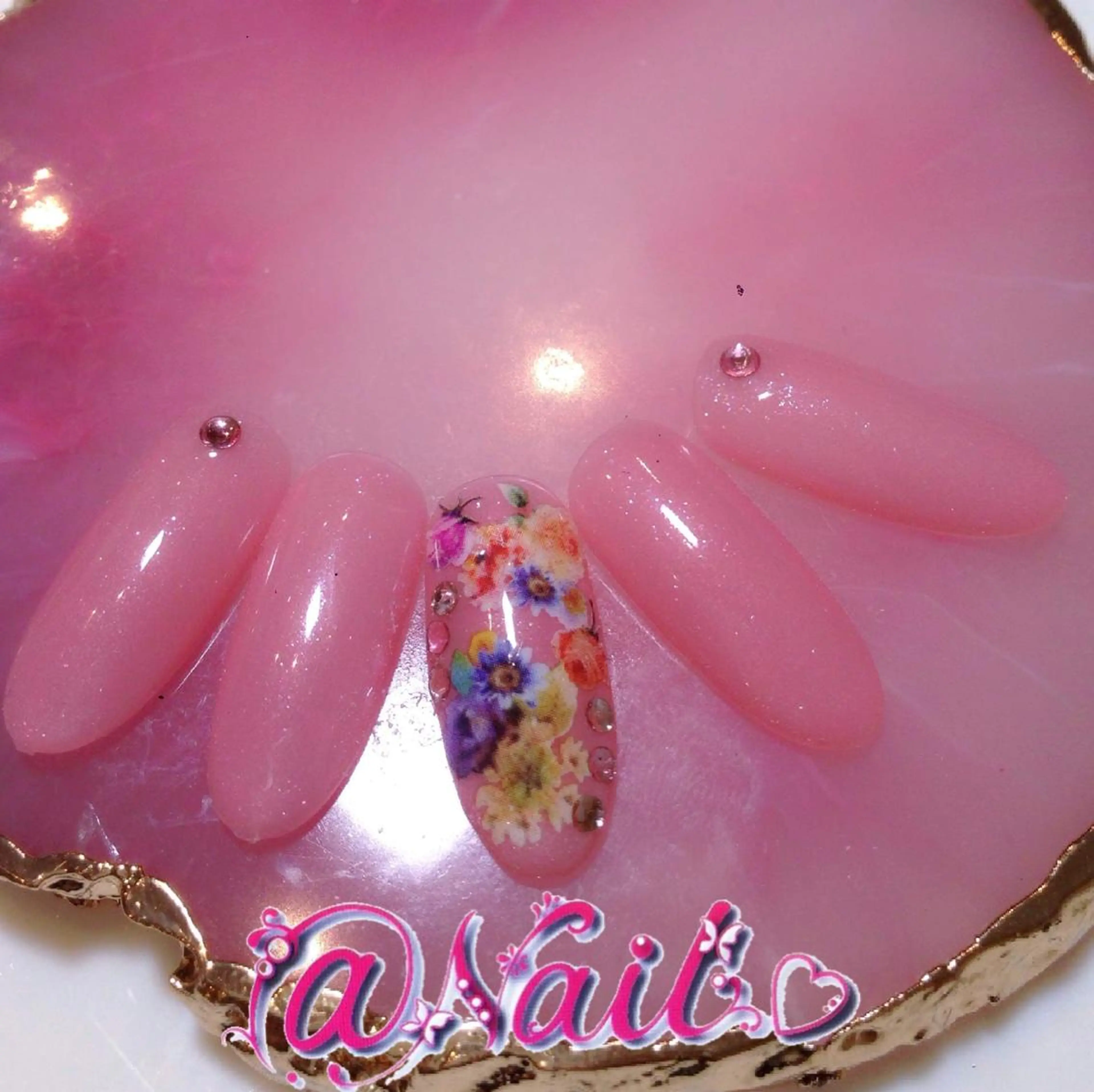 ネイル ネイルチップ 小尾 栞のネイルデザイン