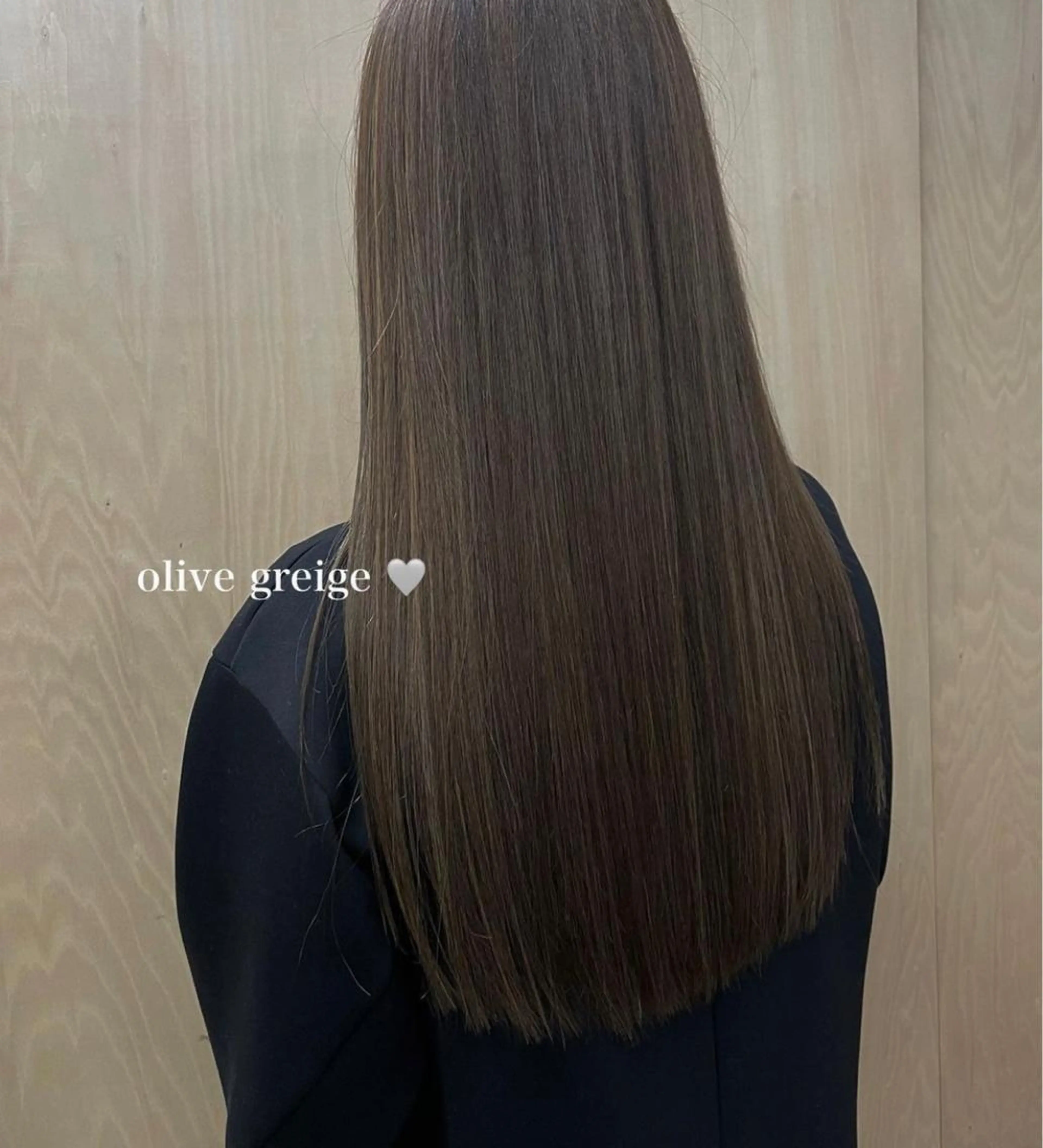 ロング ハイライト freera🤍 yumenaのヘアスタイル