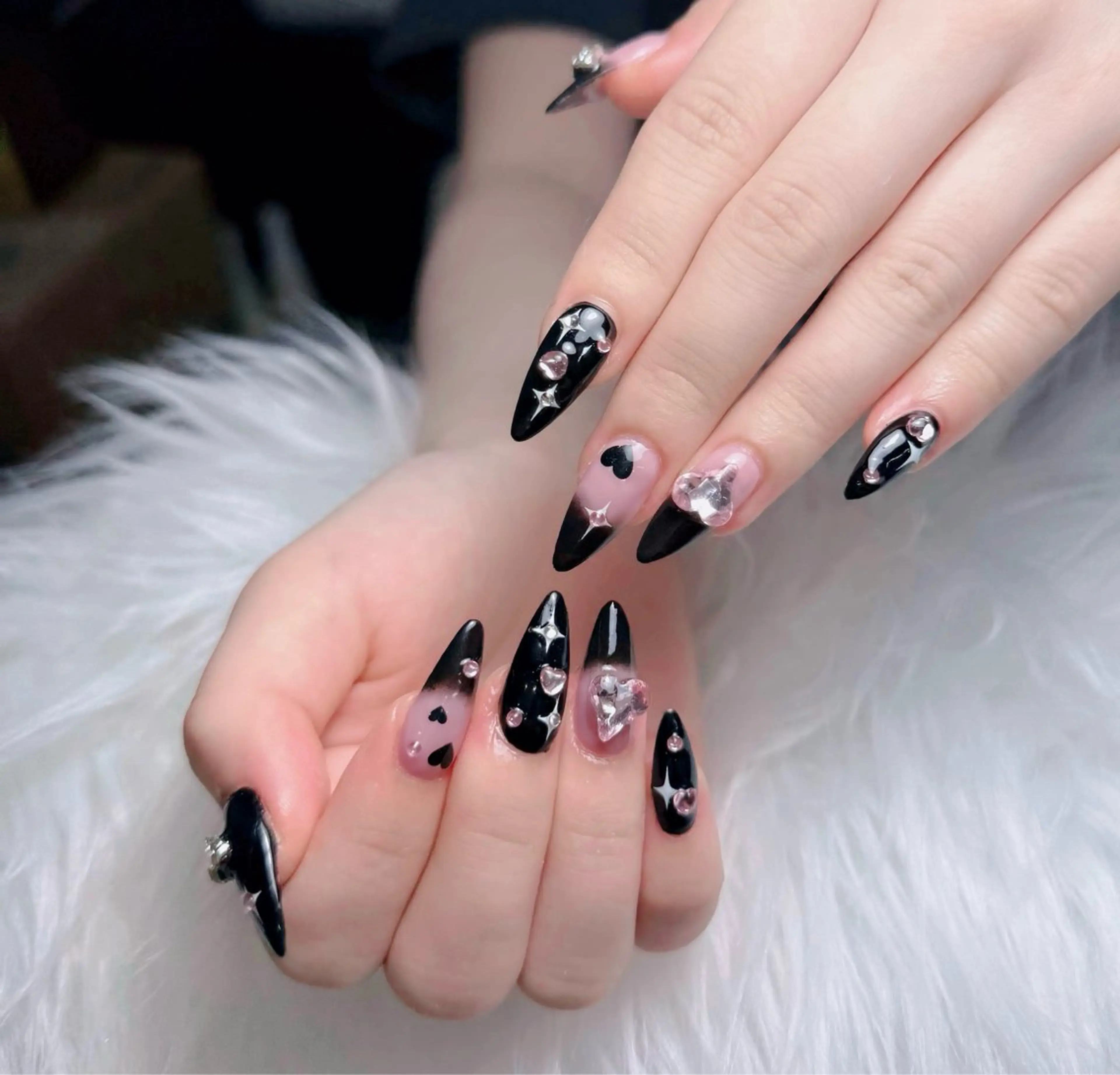 ネイル アートネイル フレンチネイル ジェルネイル 韓国ネイル マグネットネイル Lenie Nail Salonのネイルデザイン