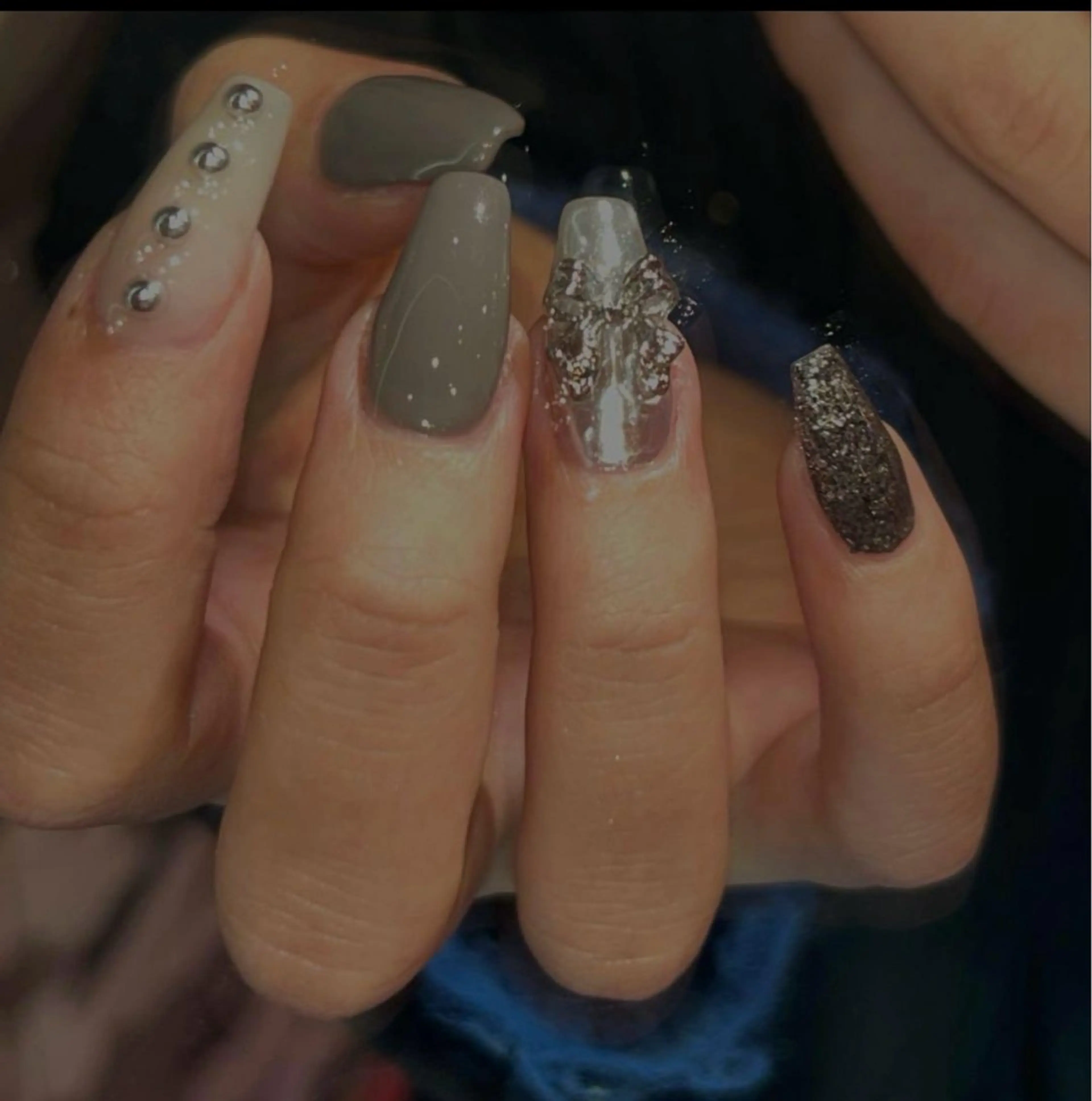 ネイル VOX JAPANSTUDIO所属・ひな ひなのネイルデザイン