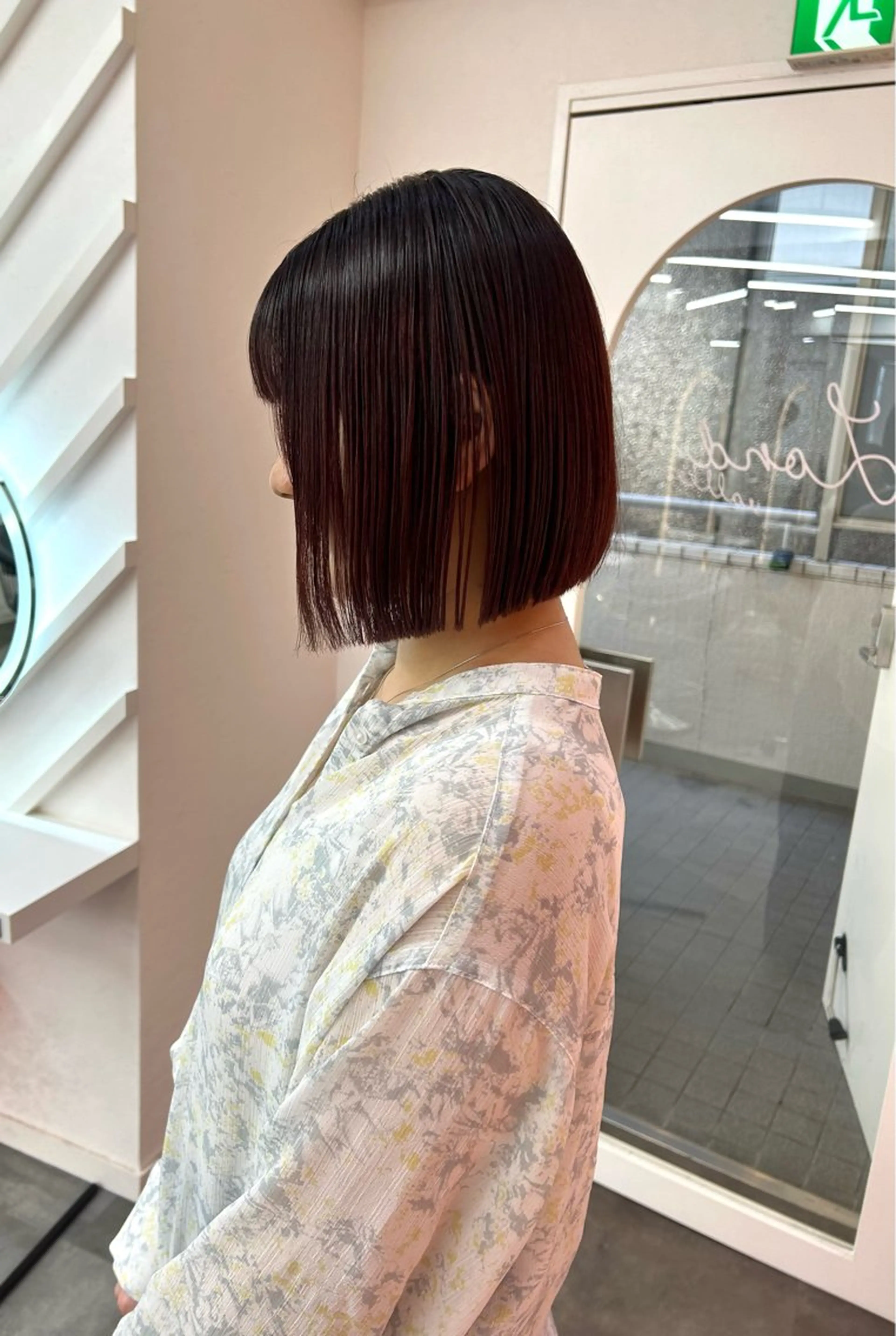 莉乃/縮毛矯正/髪質 改善/艶カラーのヘアスタイル