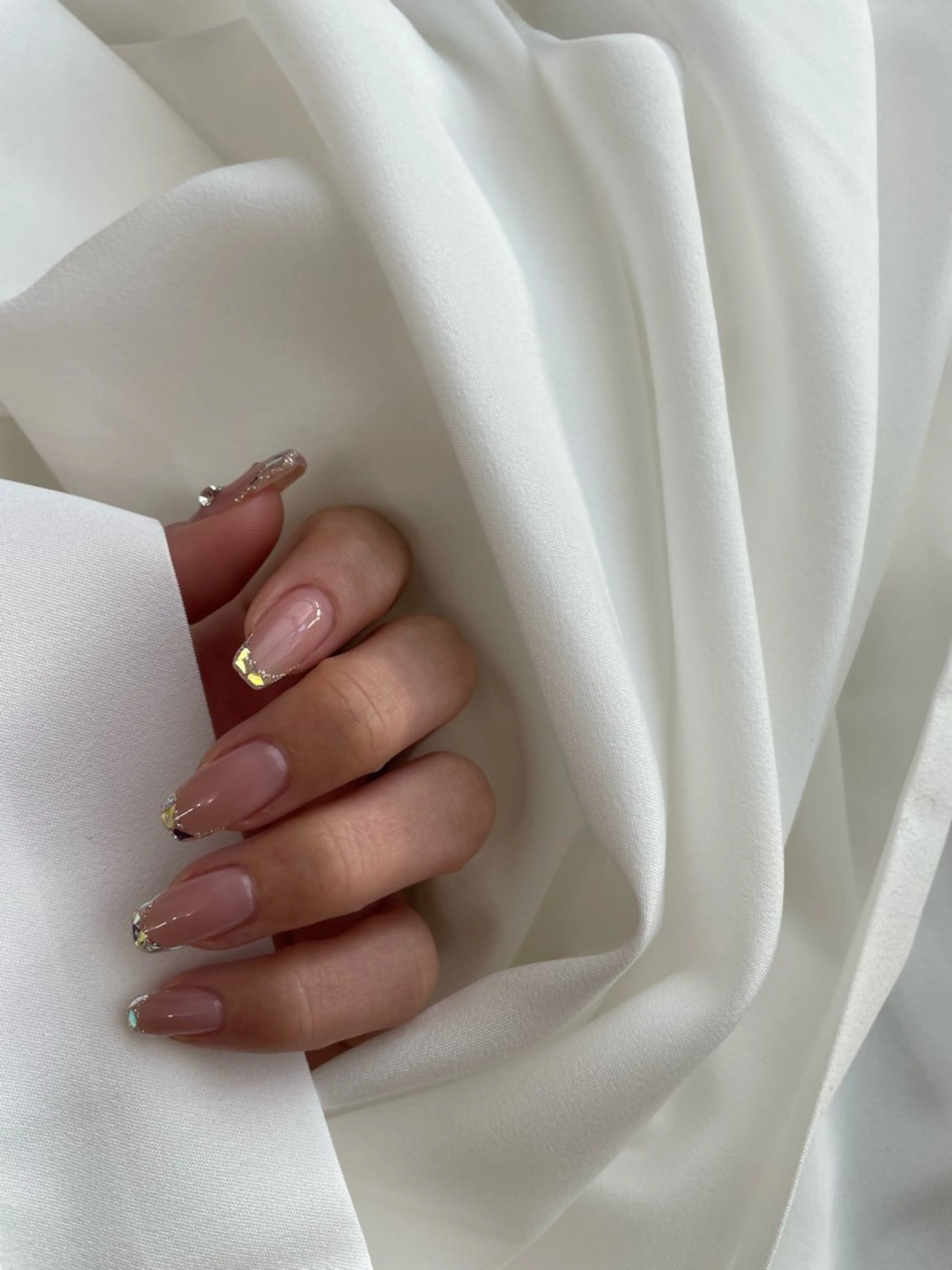 ネイル フレンチネイル ガラスフレンチ ハンドネイル ハンドケア A OIのネイルデザイン