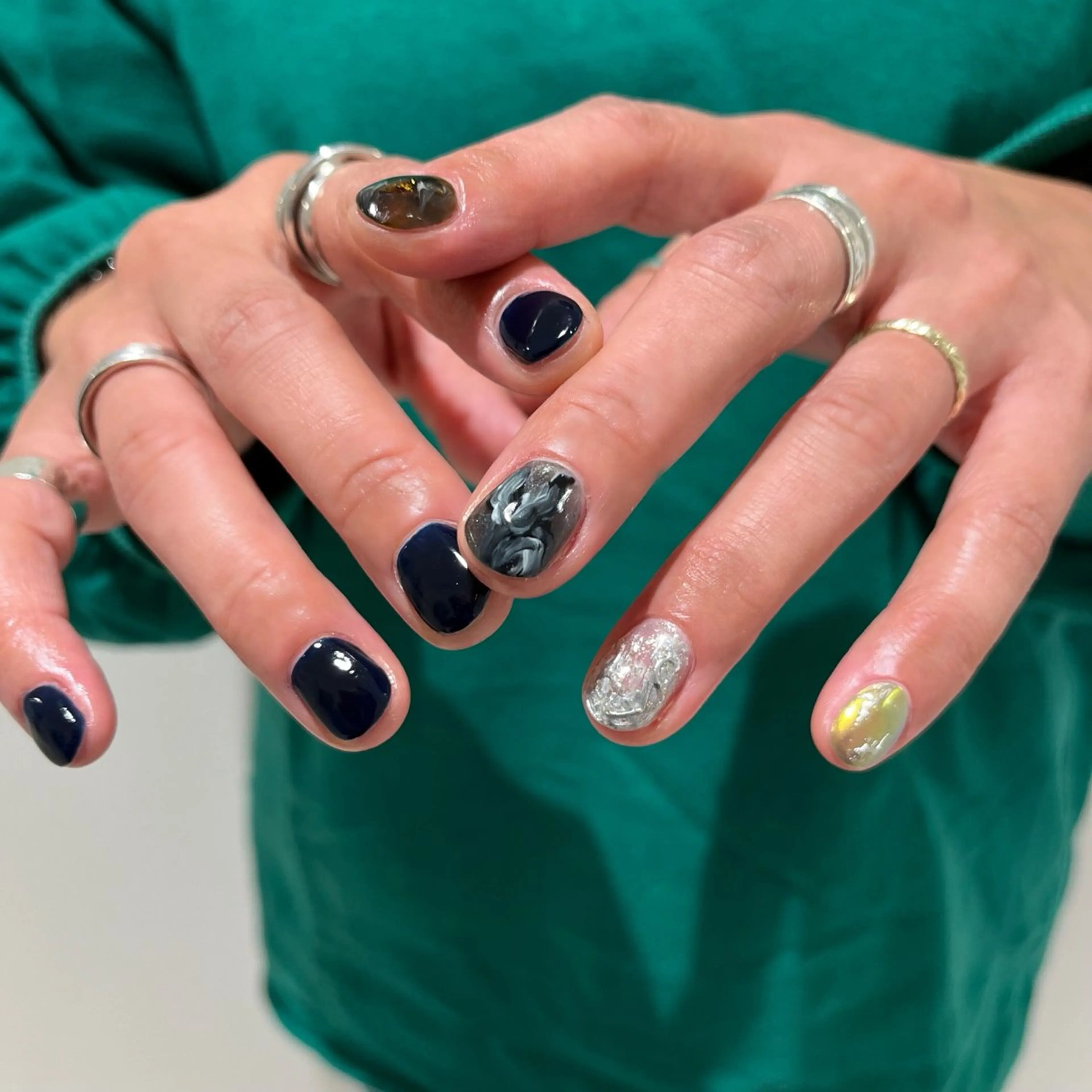 ネイル mano+所属・砂田 はるかのネイルデザイン