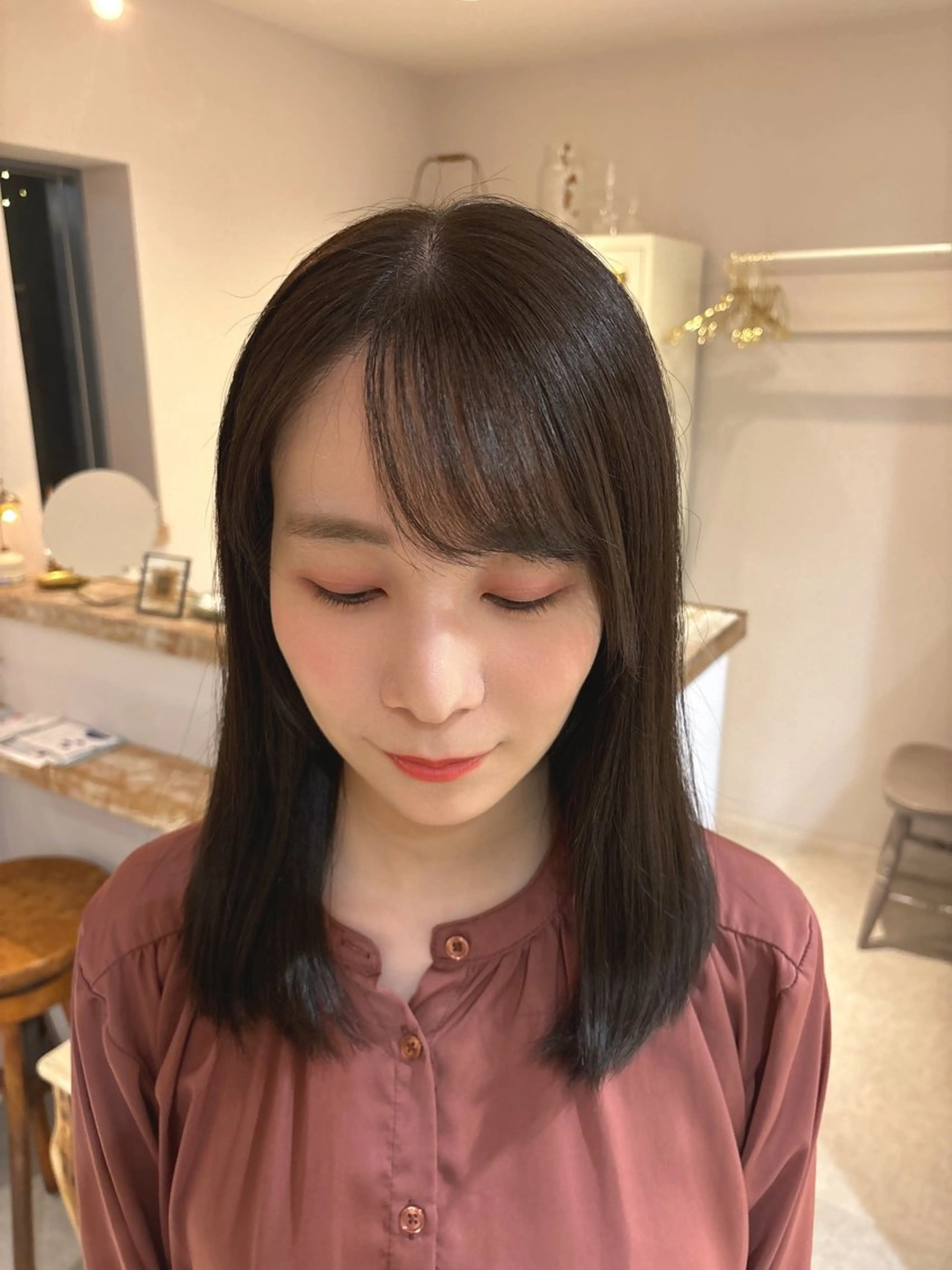 カラー 🎀調布仙川透明感オ リーブカラー干莉🎀のヘアスタイル