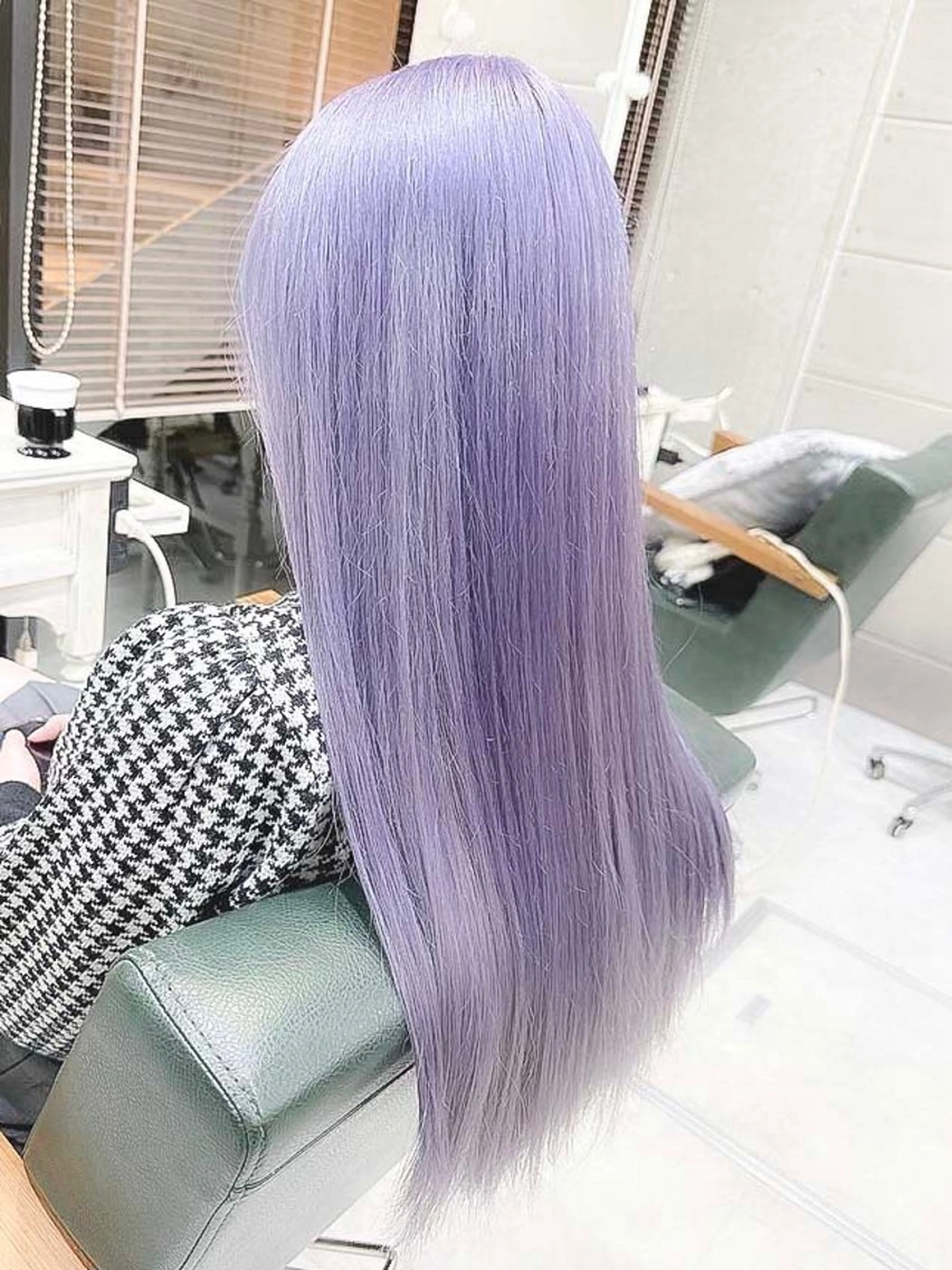 ロング カラー ブリーチ 透明感カラー 𝐑𝐈𝐍𝐊𝐀 🐷🖤のヘアスタイル