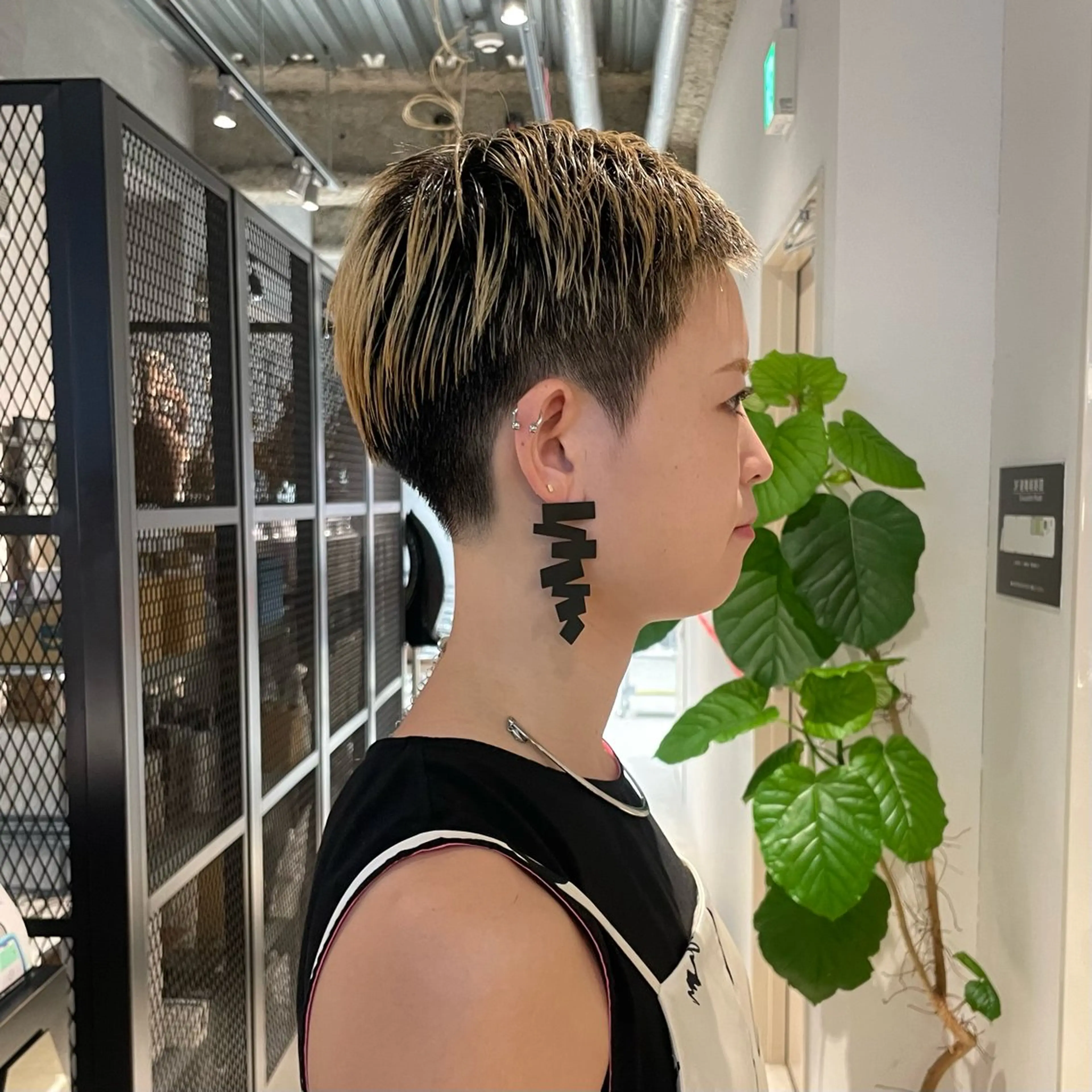 水、木限定ショートカットモデル❣️(日時変更あり！！)の写真