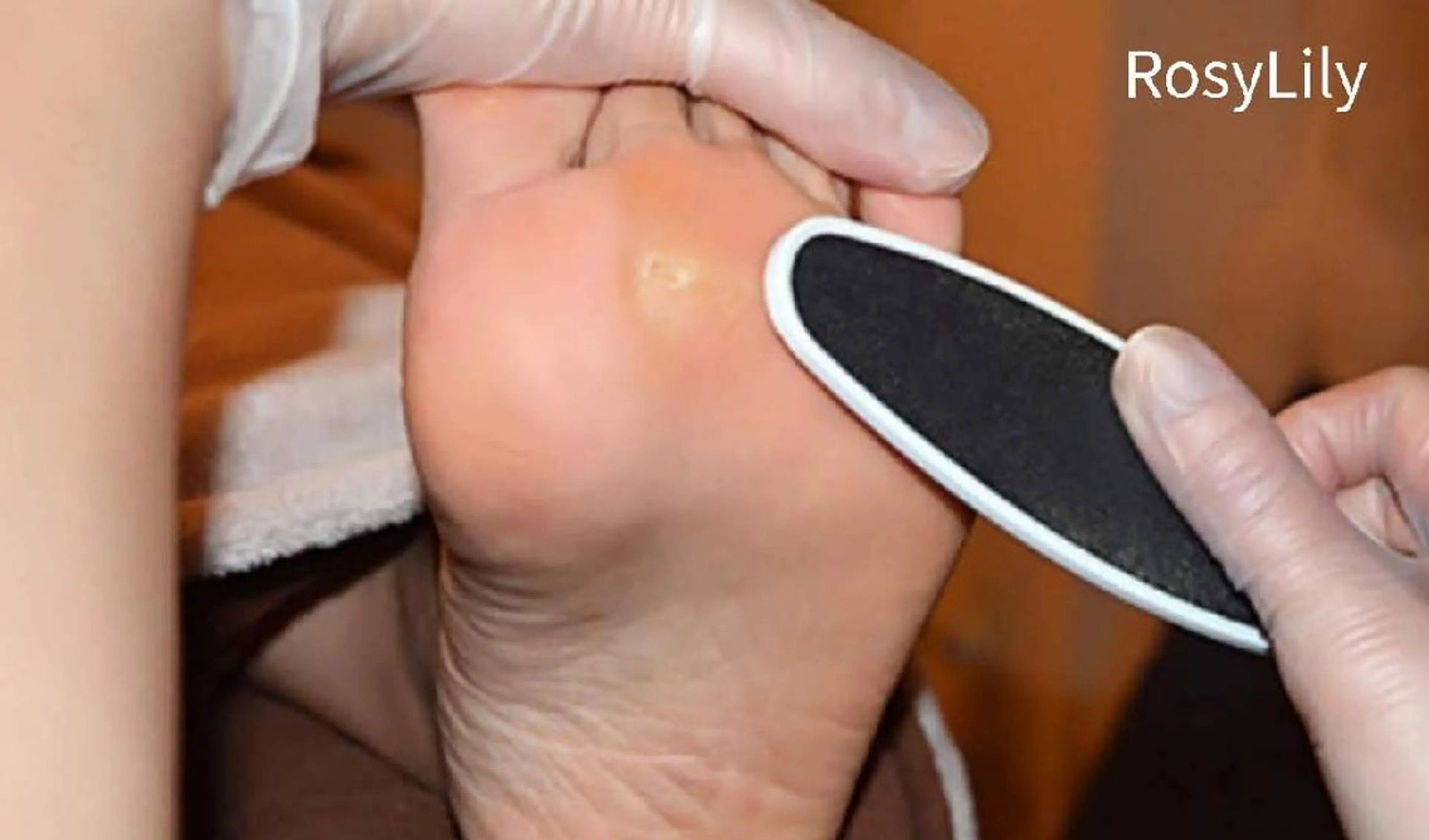 足裏角質ケア＋保湿［60分¥4980〜］フットメニューに追加可能です🌿の写真