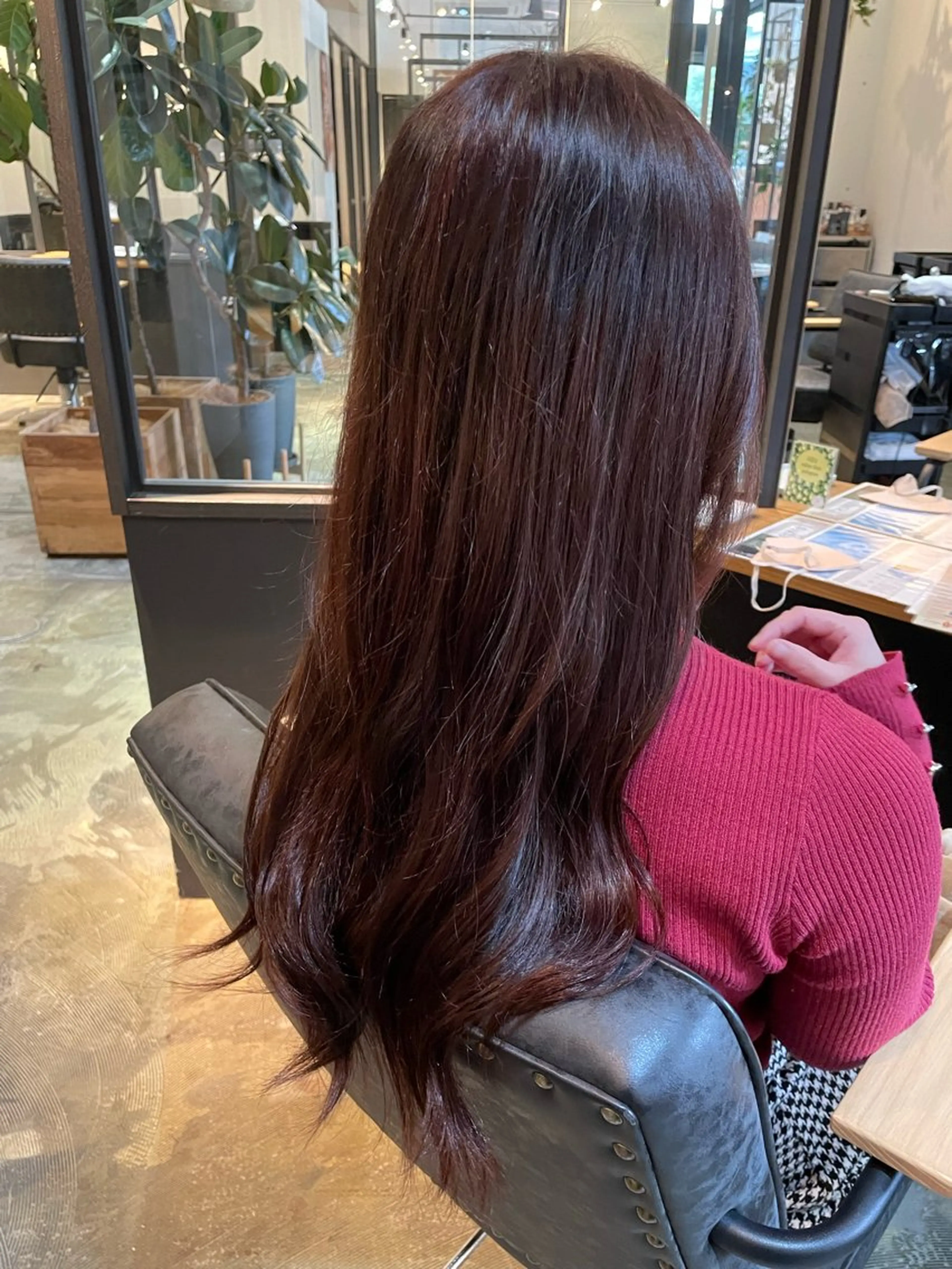 ロング カラー FERIA桃山台🍑 𝕄𝕖𝕘𝕦のヘアスタイル