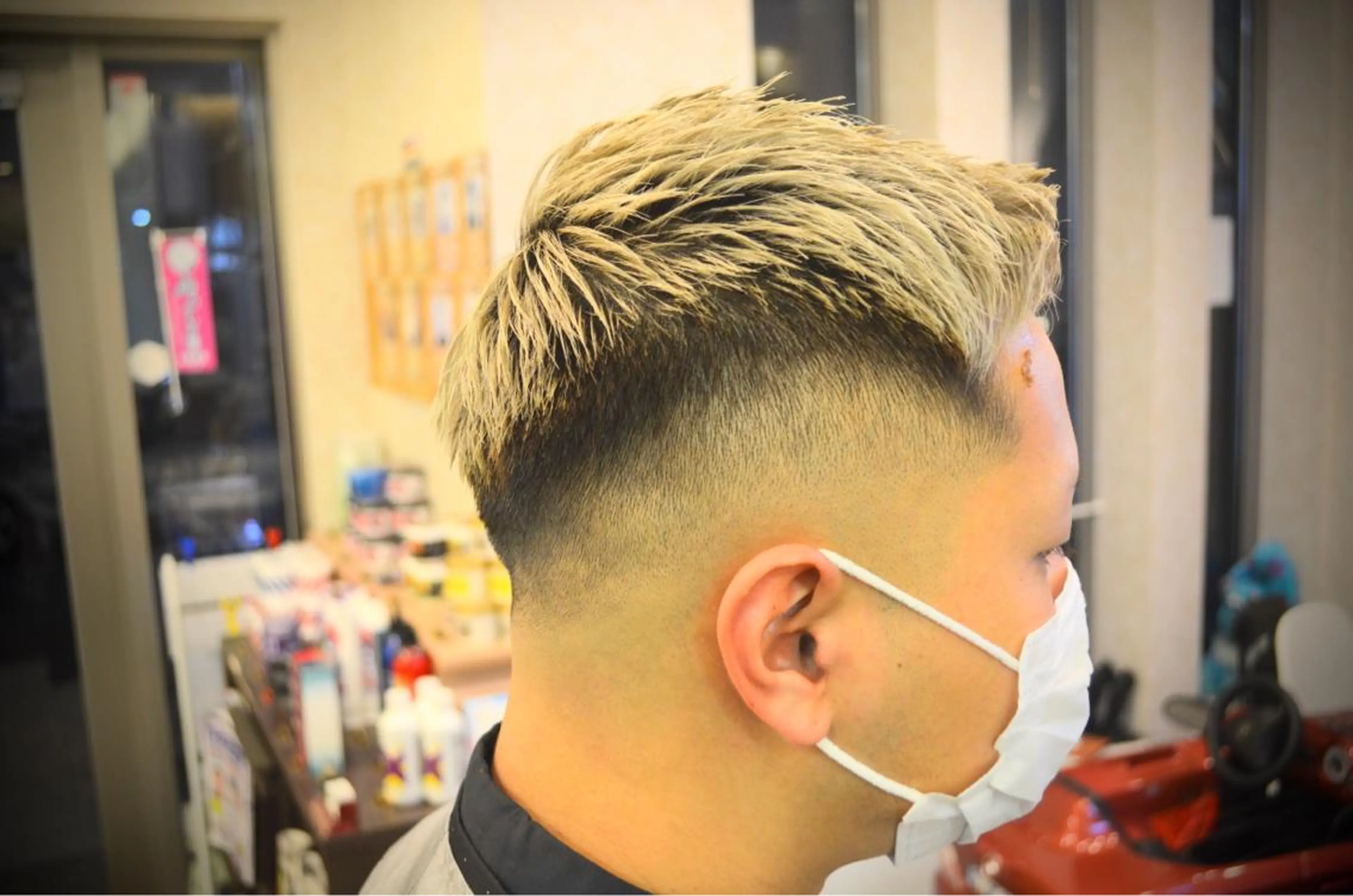 ショート カラー メンズ フェードカット スキンフェード カット 高野浩平/フェード ツイストスパイラルのヘアスタイル