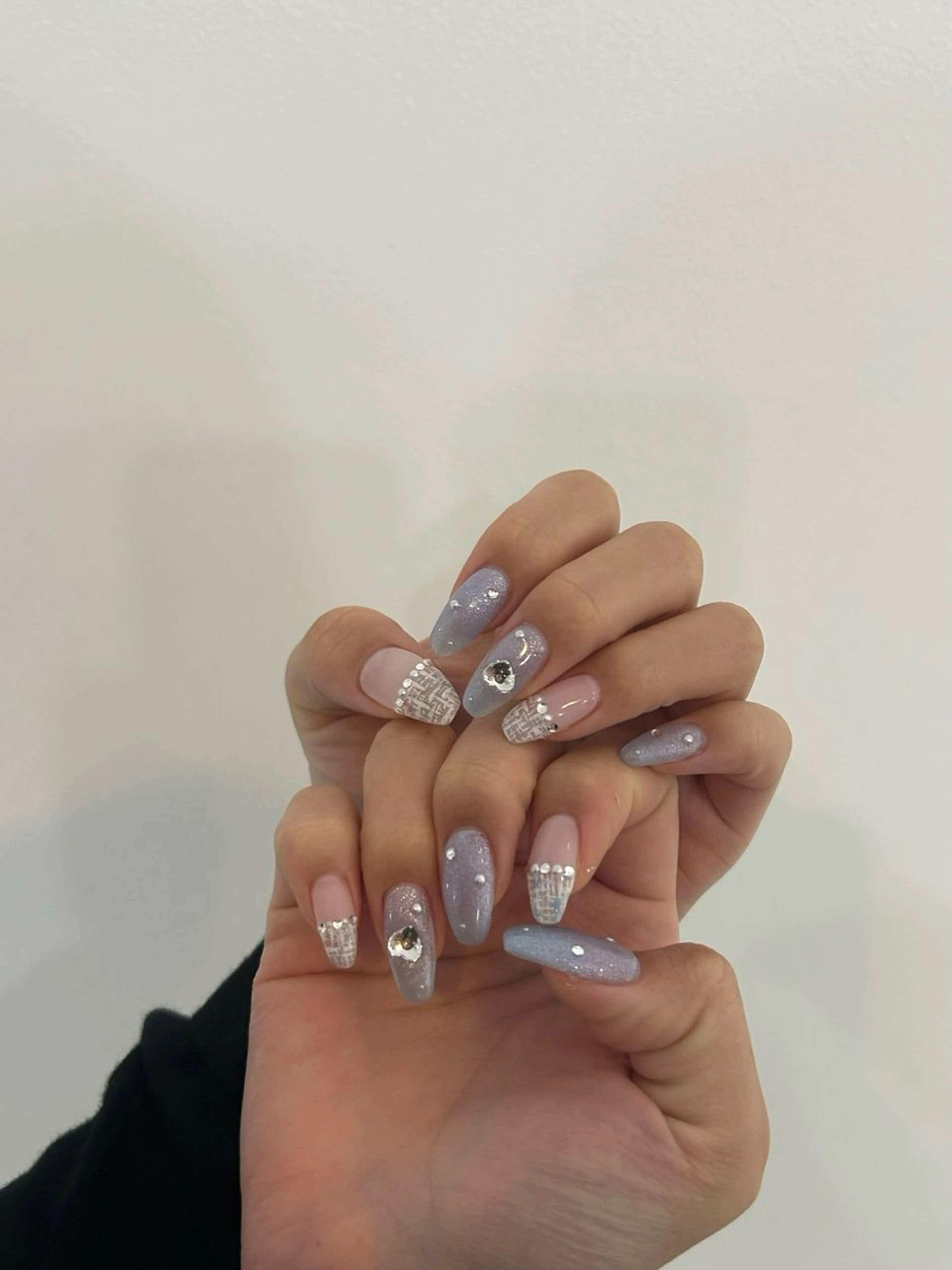 ネイル ツイードネイル CLALA Yuri🩶のネイルデザイン