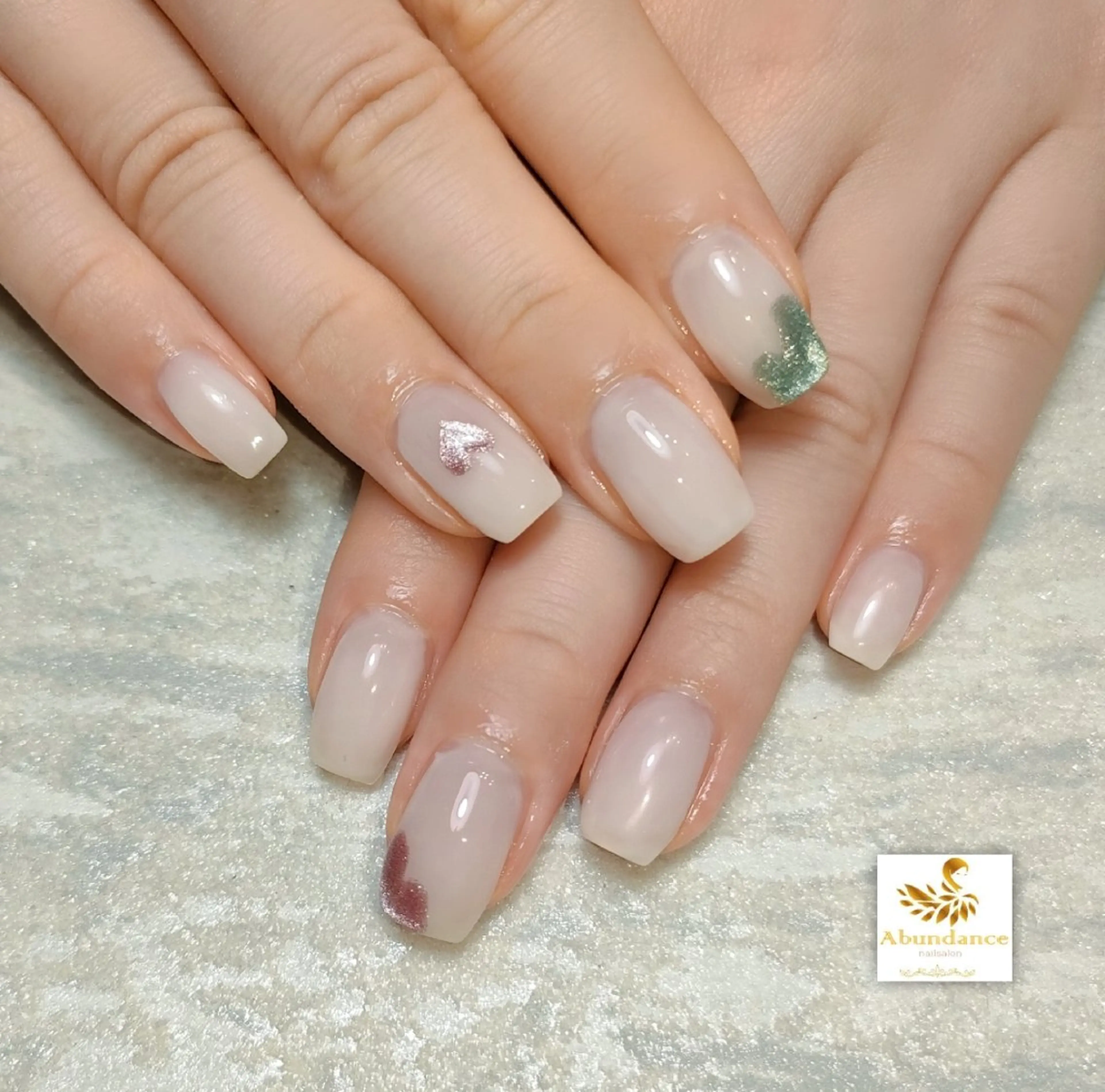 ネイル パステルネイル ハンドネイル 完全予約制個室サロン Abundancesのネイルデザイン