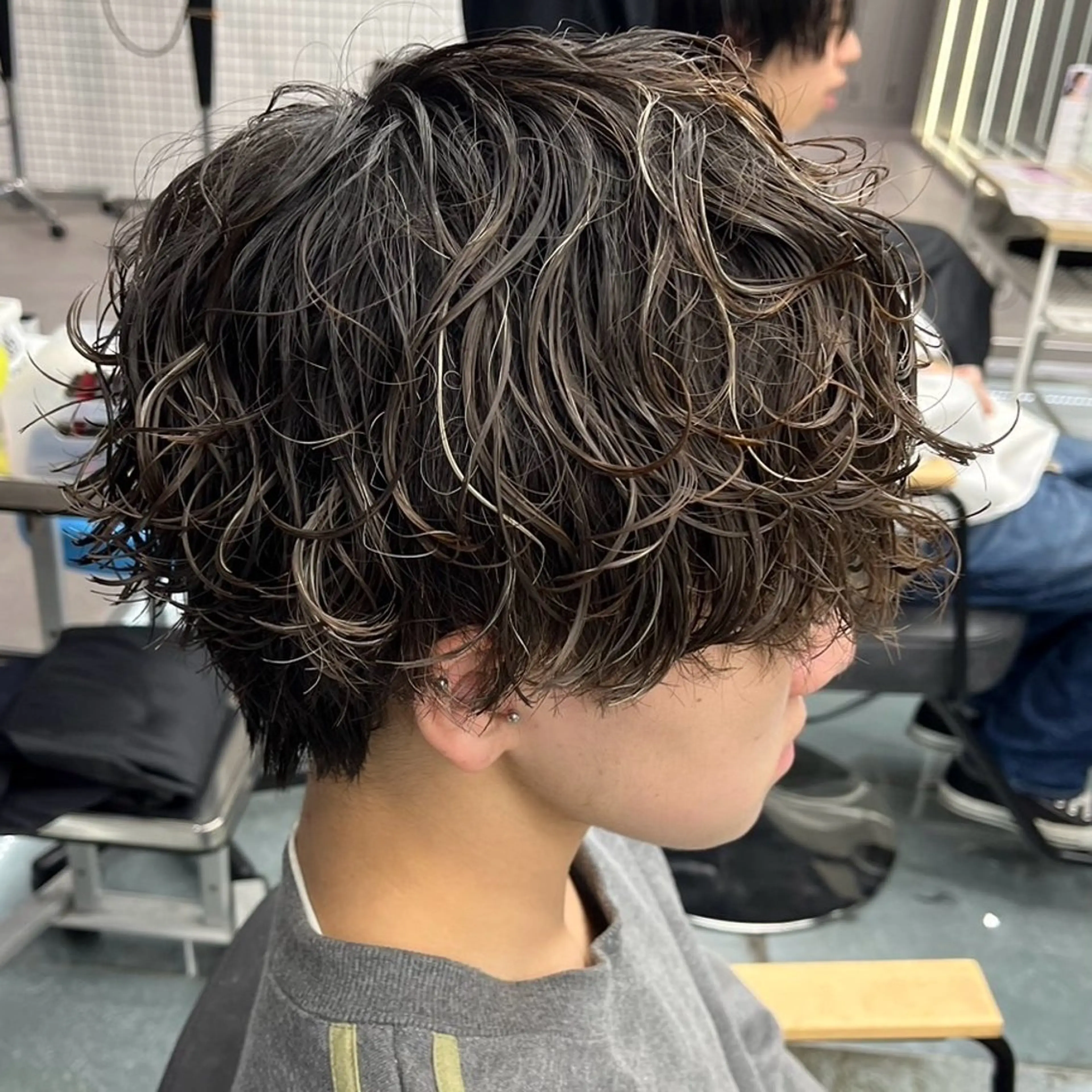 カラー パーマ メンズ カット ヘアカラー パーマ メンズパーマ/ メッシュ📍ﾕﾘのヘアスタイル