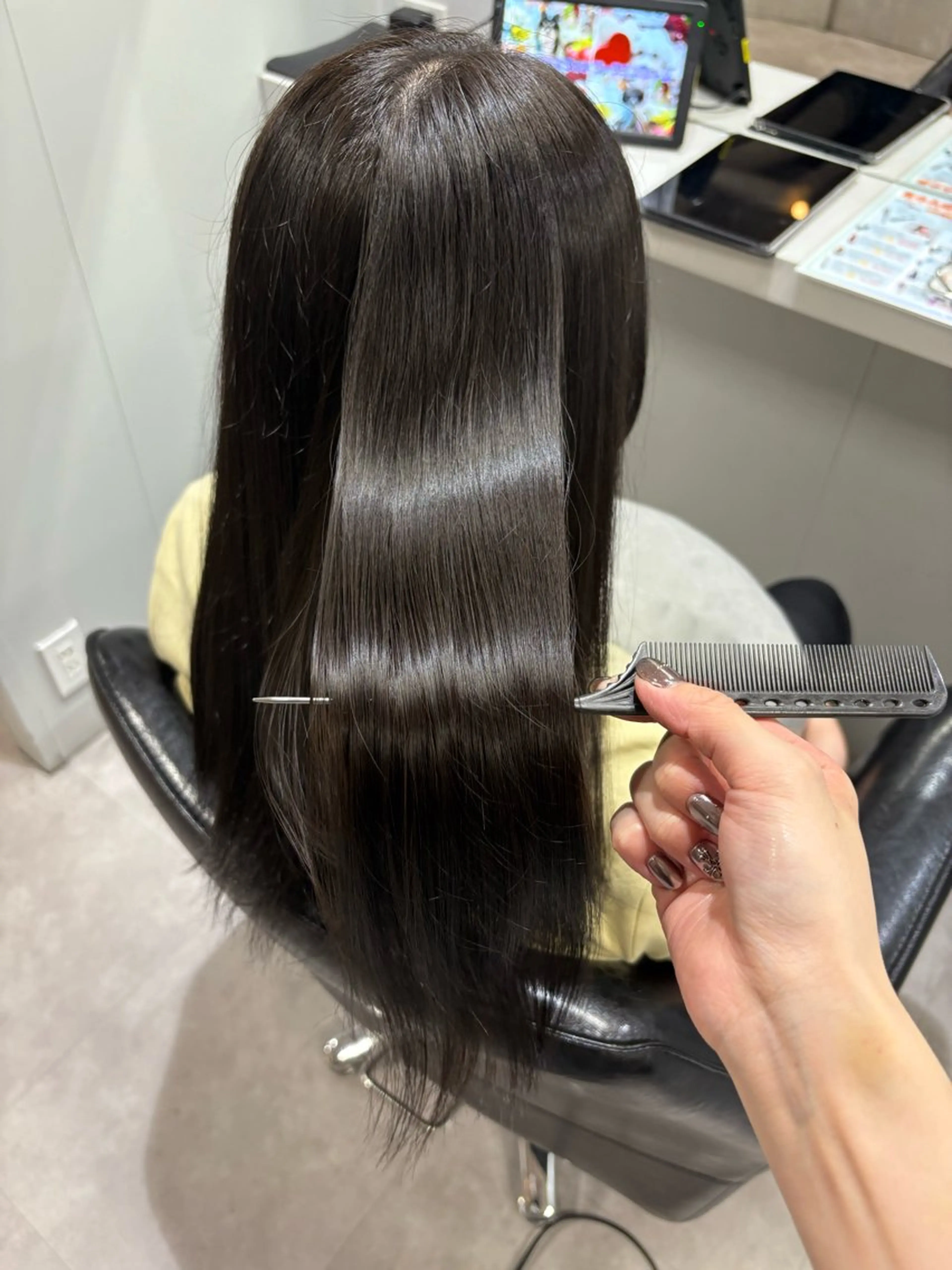 セミロング ヘアカラー トリートメント tokute 中野真咲🐺のヘアスタイル