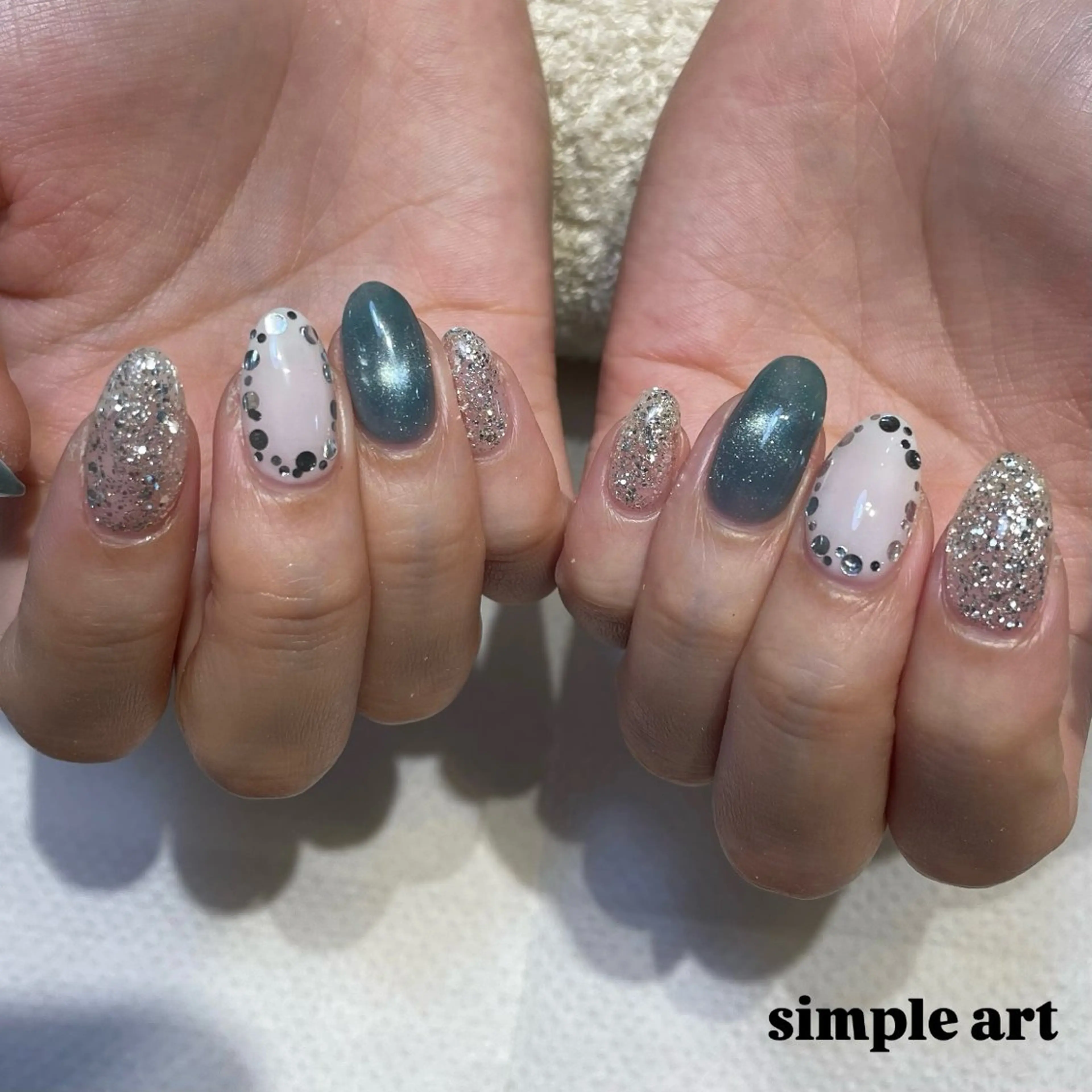 ネイル シンプルネイル ibelu 鯉田のネイルデザイン