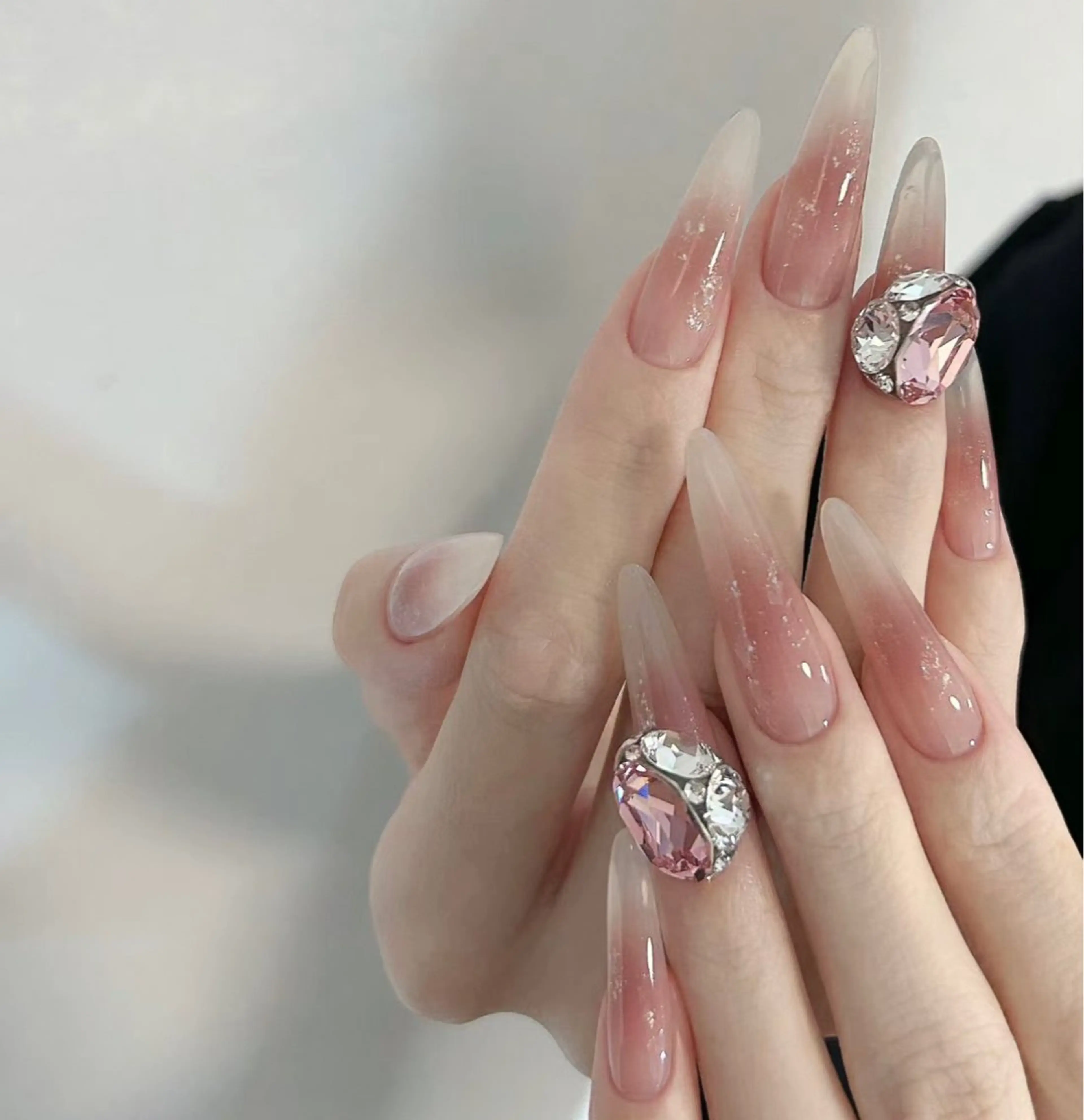 カラー T&B ネイル渋谷店のネイルデザイン