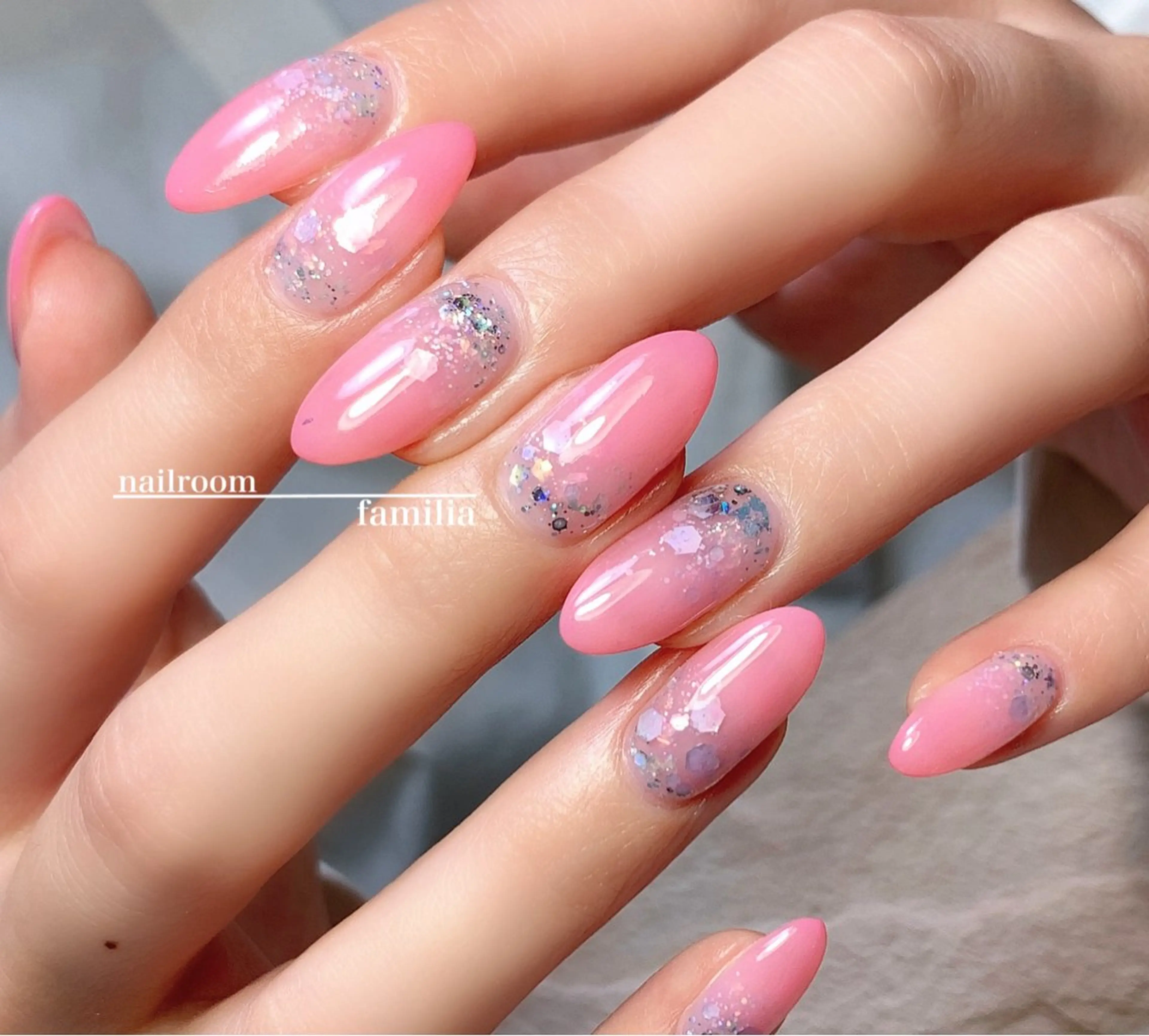 ネイル グラデーション -nailroom- familiaのネイルデザイン