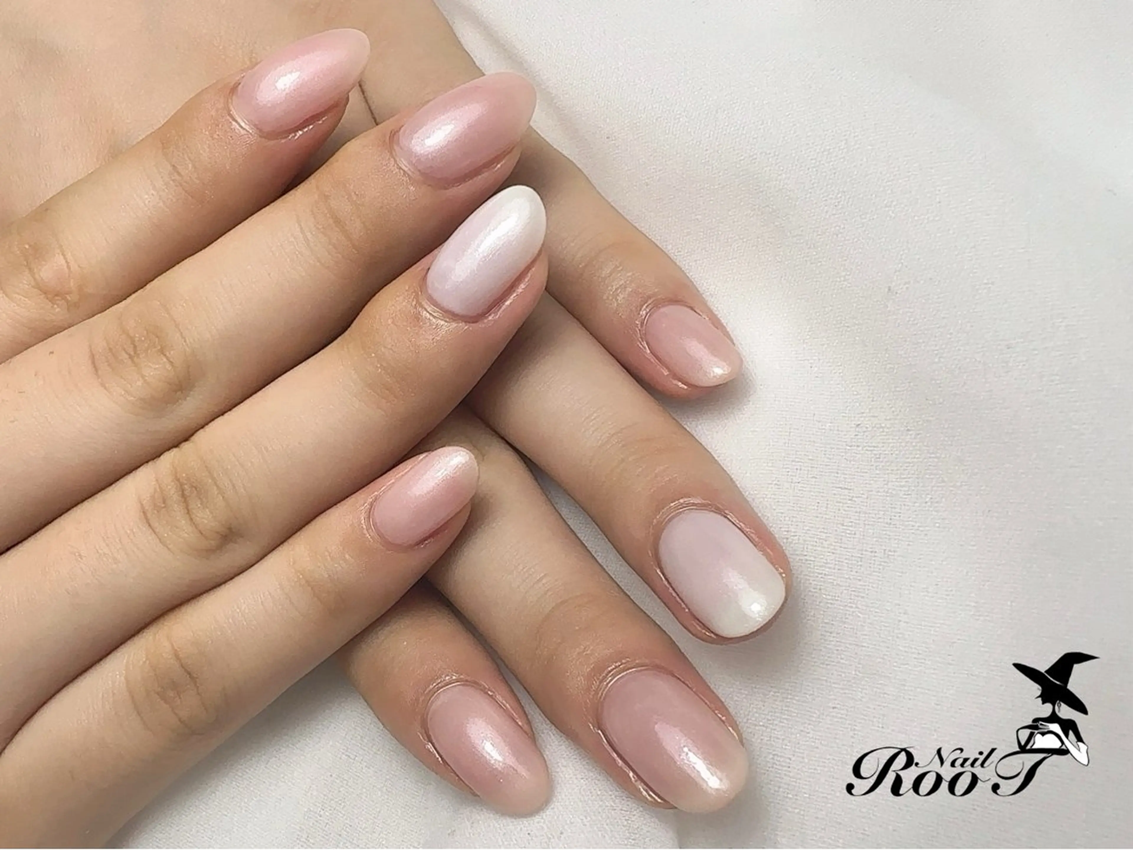 ネイル ハンドネイル RooT Nailのネイルデザイン