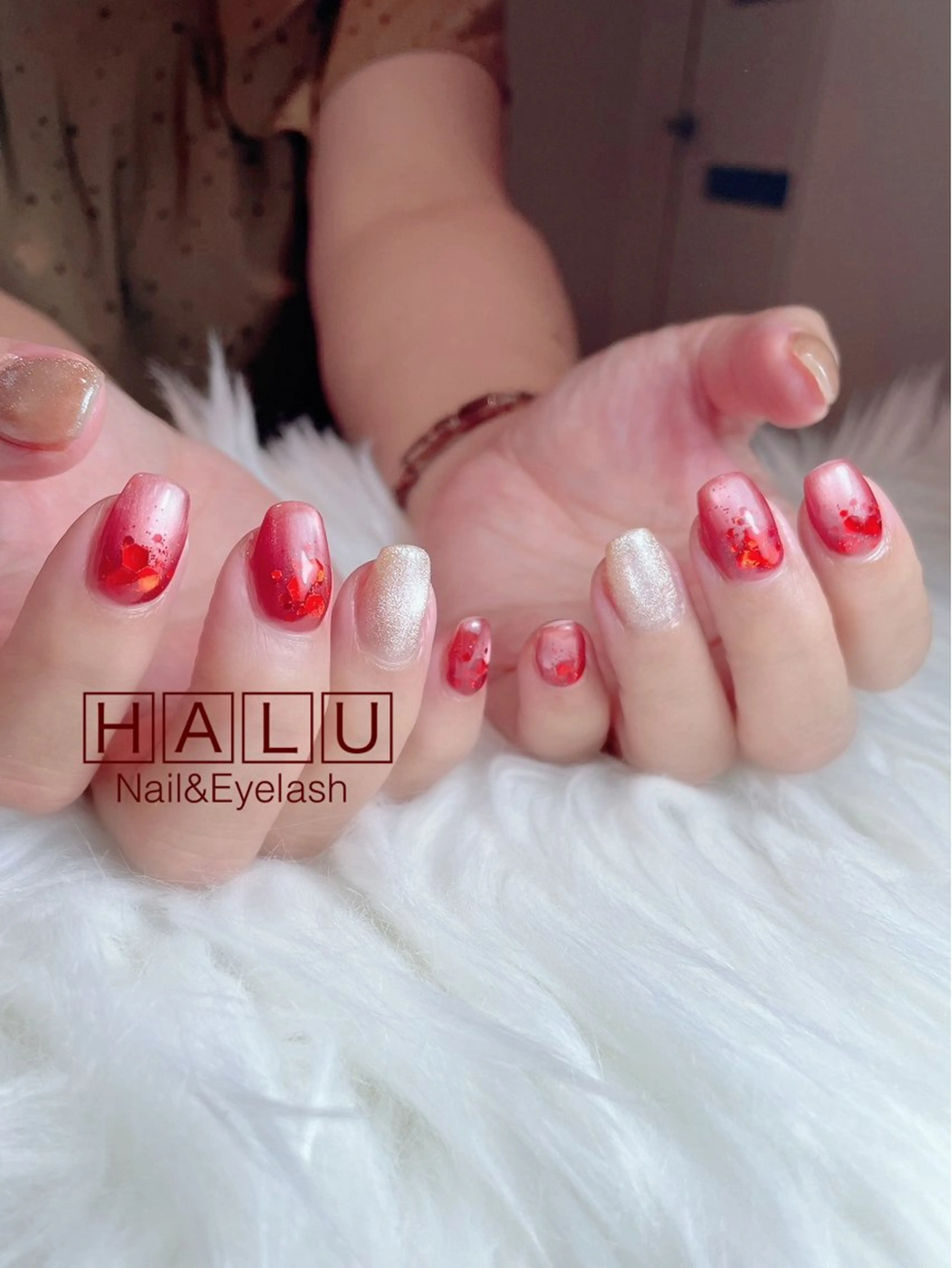ネイル 赤色 ハンドネイル フットネイル HALU ハルのネイルデザイン