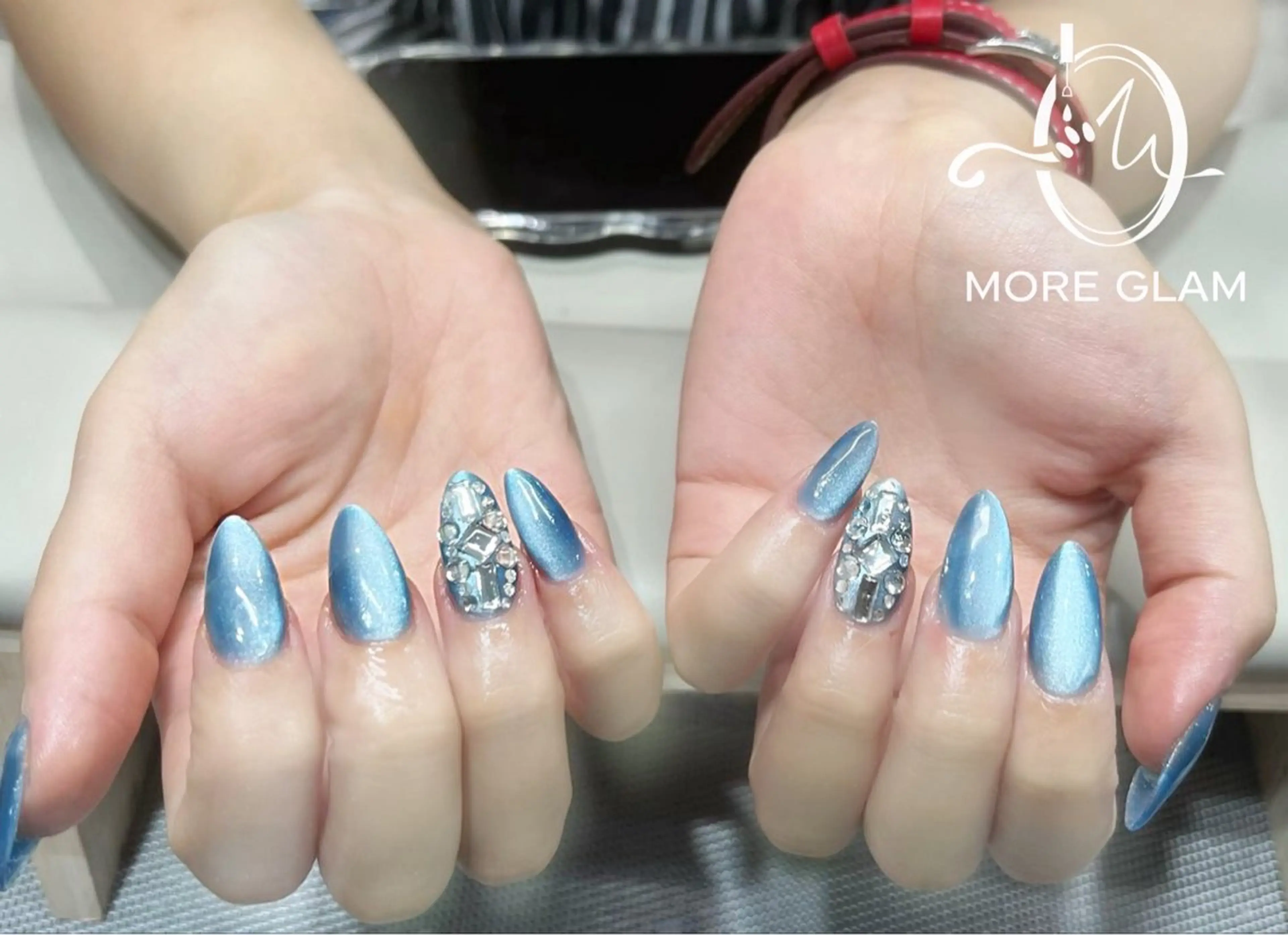 ネイル More Glam 池袋東口店のネイルデザイン