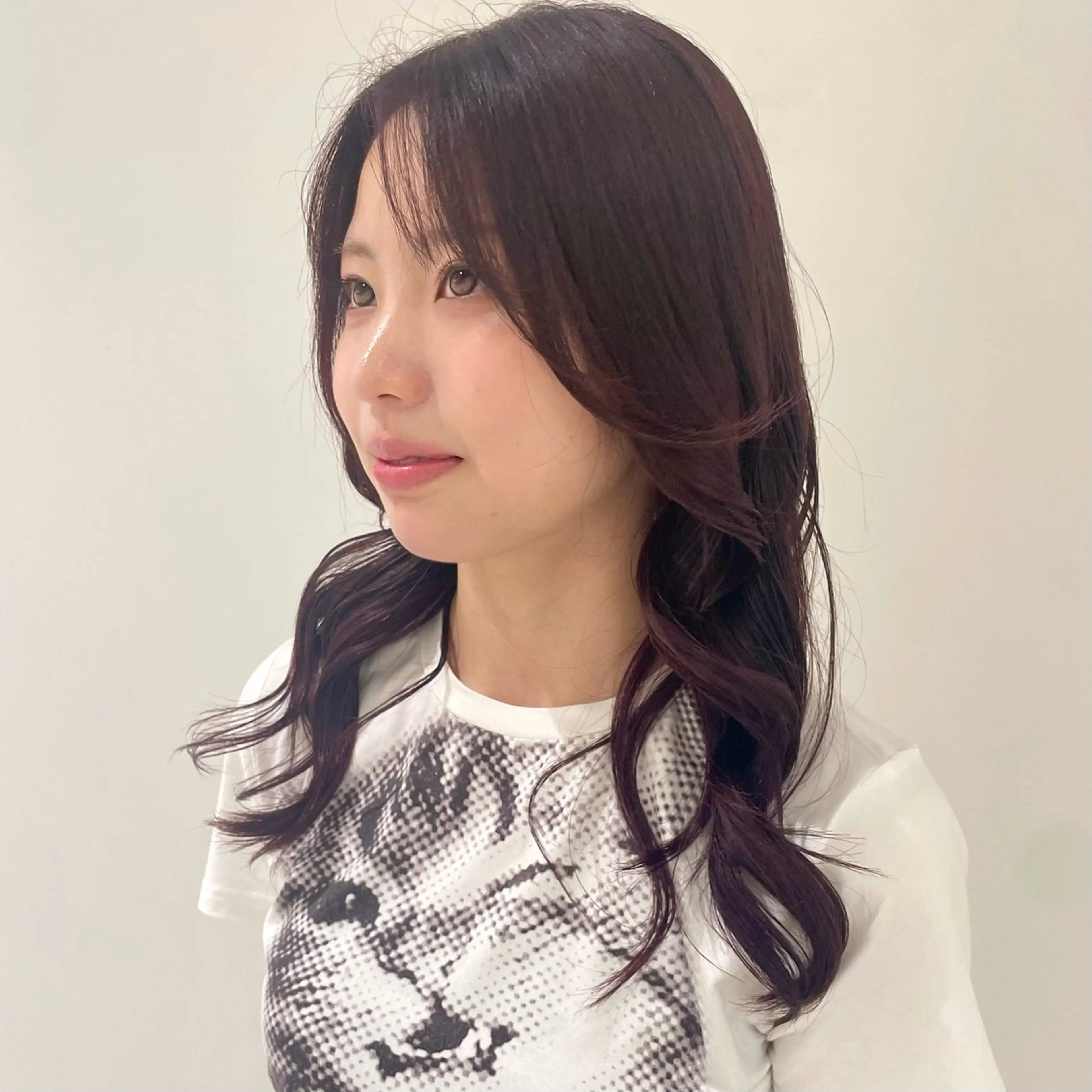 セミロング カラー ピンクカラー ヘアカラー 🏳️‍⚧️艶カラー /アレンジ🎀くるみのヘアスタイル