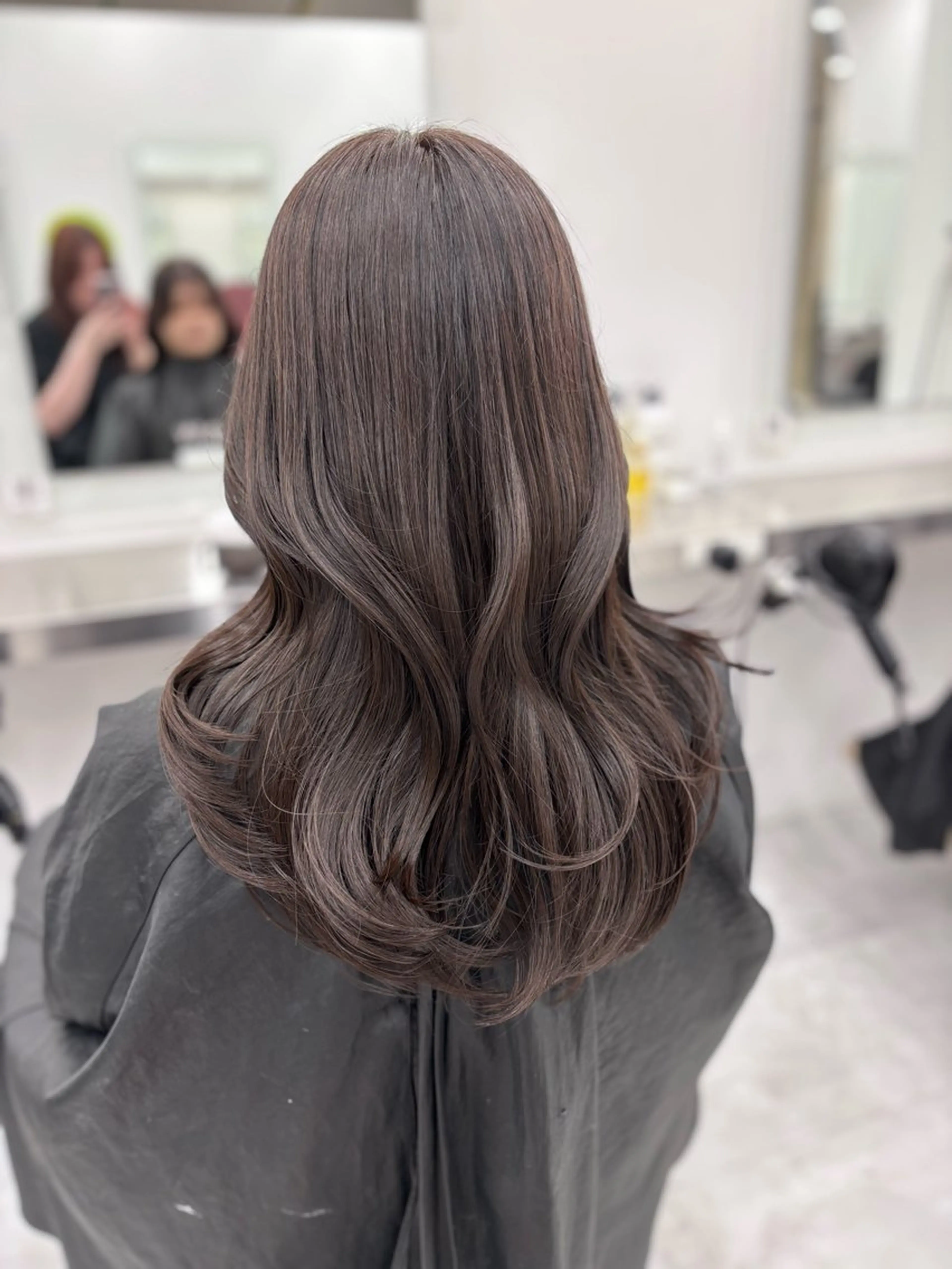 ロング カラー ヘアカラー 韓国風暗髪ヘア🤍 🫧MIREIのヘアスタイル