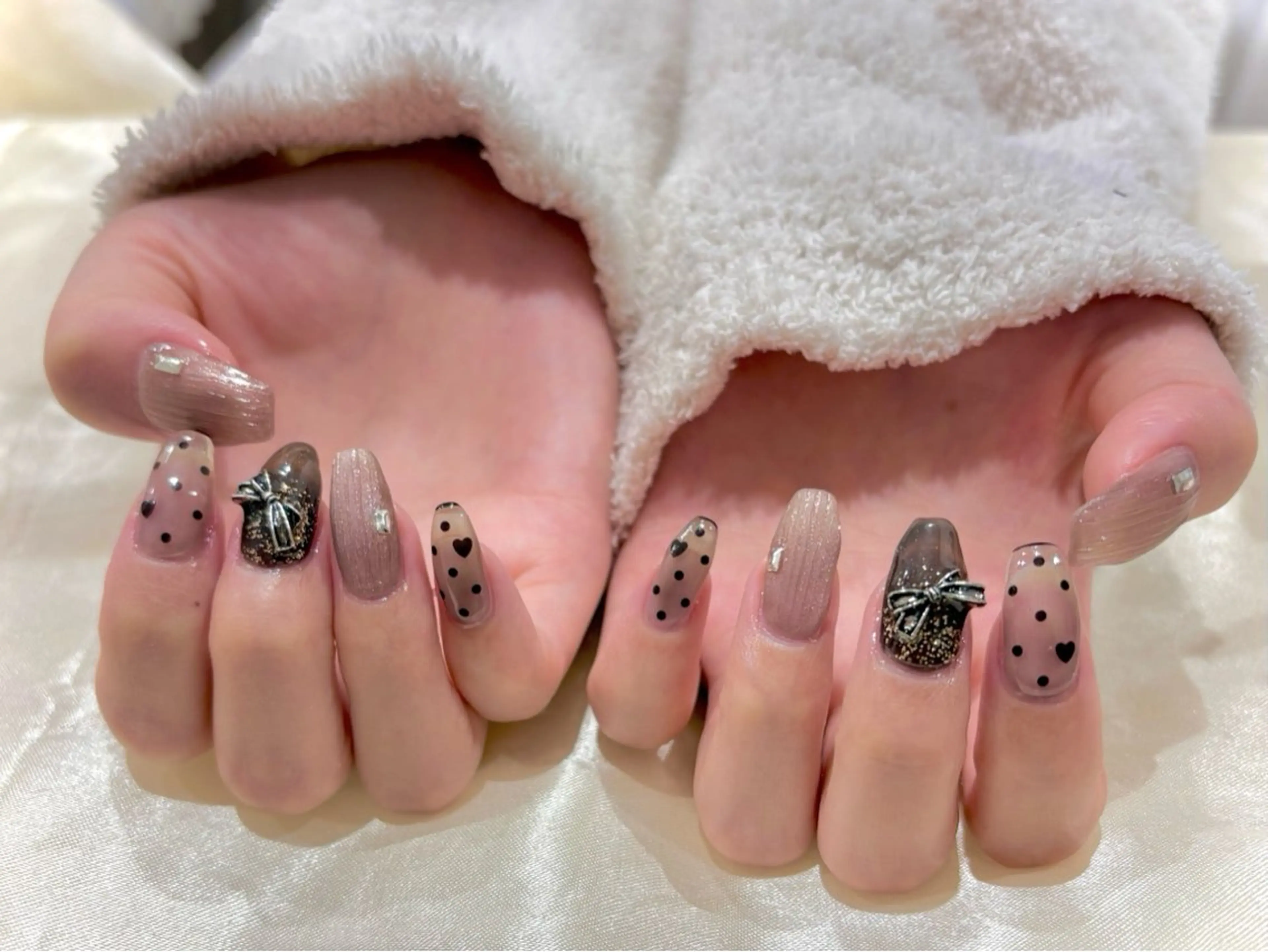 ネイル ドット ハンドネイル Nail salon Cielel⟡Ayaのネイルデザイン