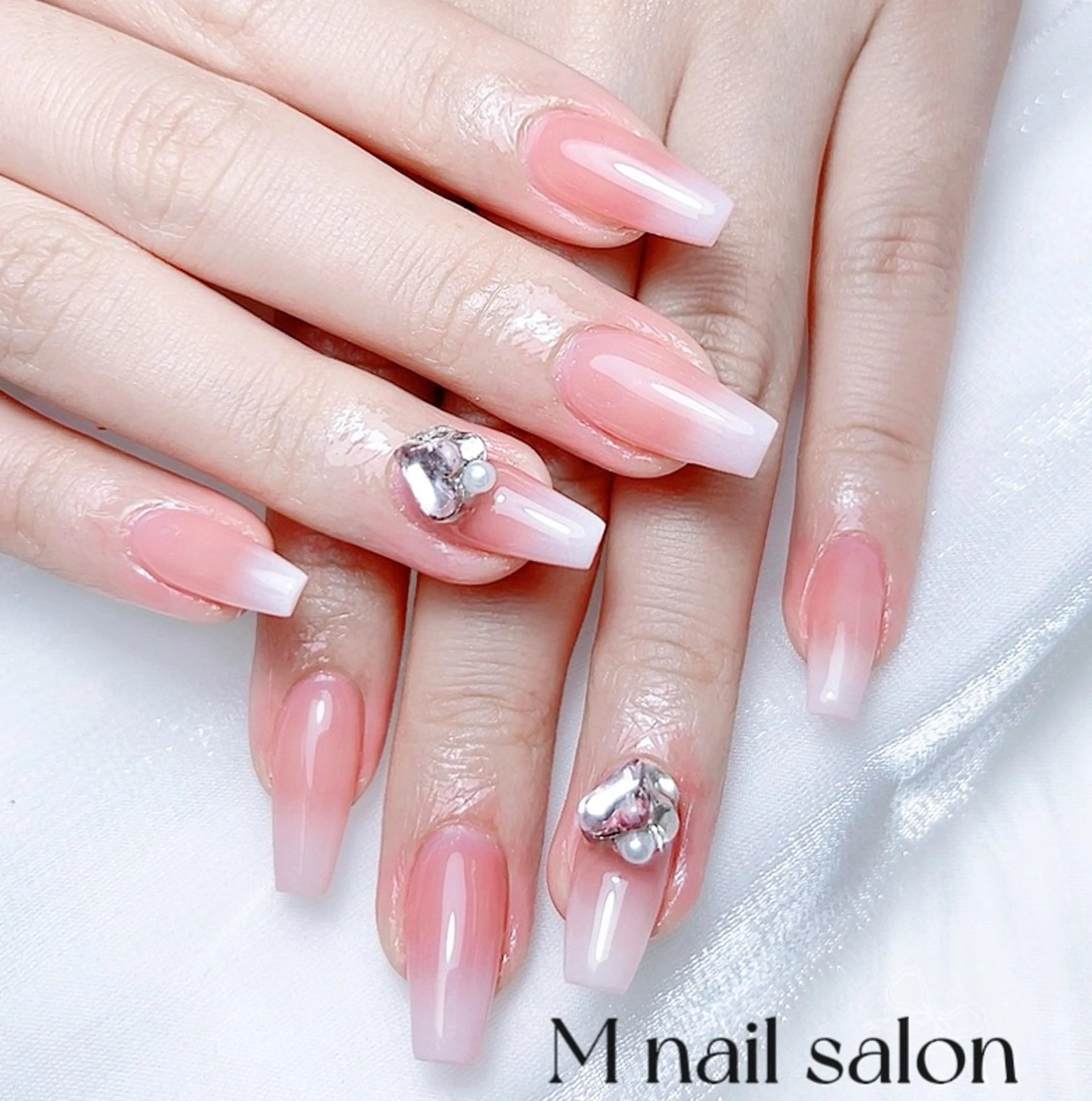 ネイル ハンドネイル M🌷nail 長さだし専門店のネイルデザイン