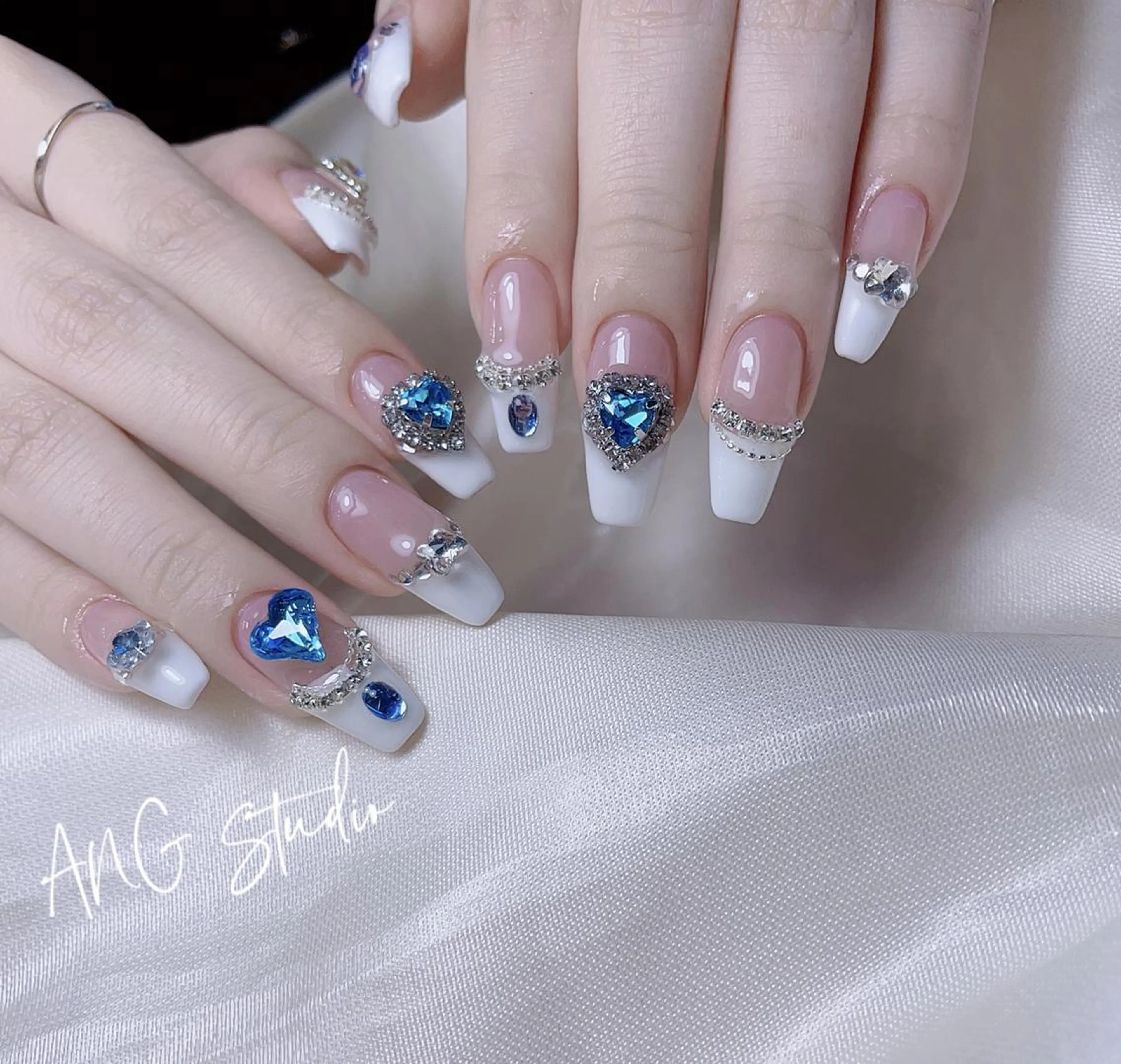 ネイル ANG アクリル スカルプ専門🌸のネイルデザイン