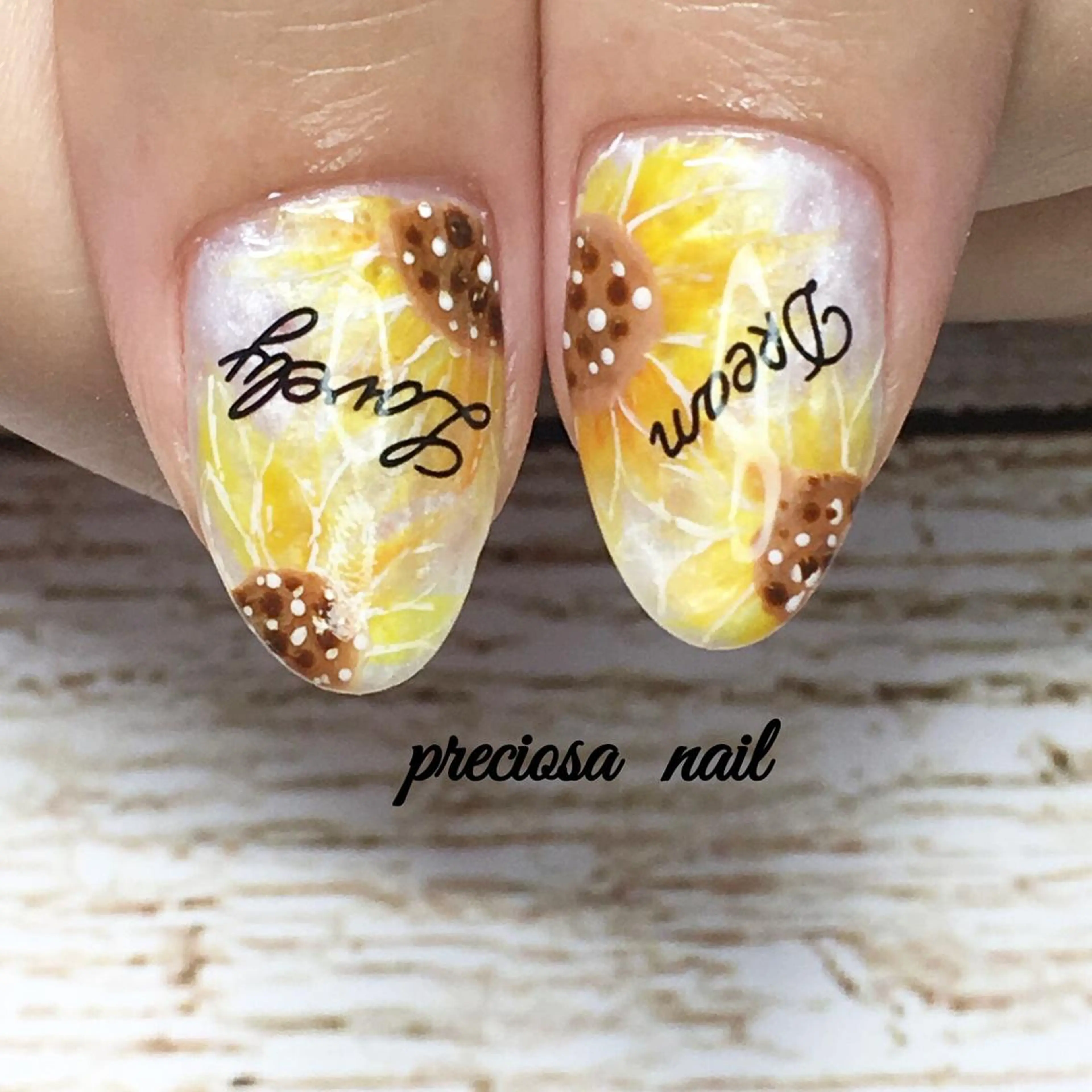 ネイル preciosa.nail所属・久場 晴美のネイルデザイン