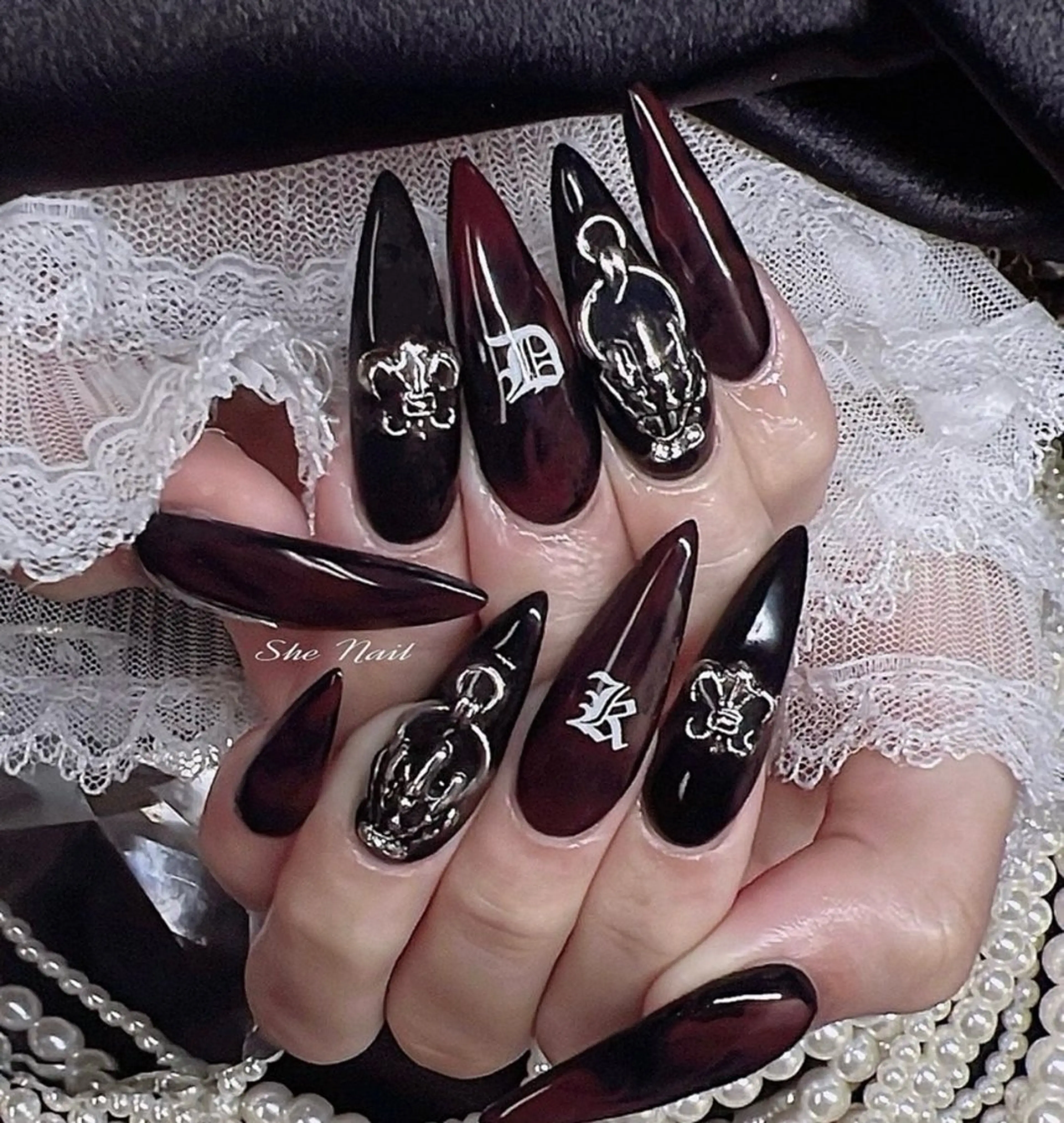 ネイル チークネイル 長さ出し フレンチネイル ガラスフレンチ グラデーション She_nail所属・ELSA_ Bellaのネイルデザイン